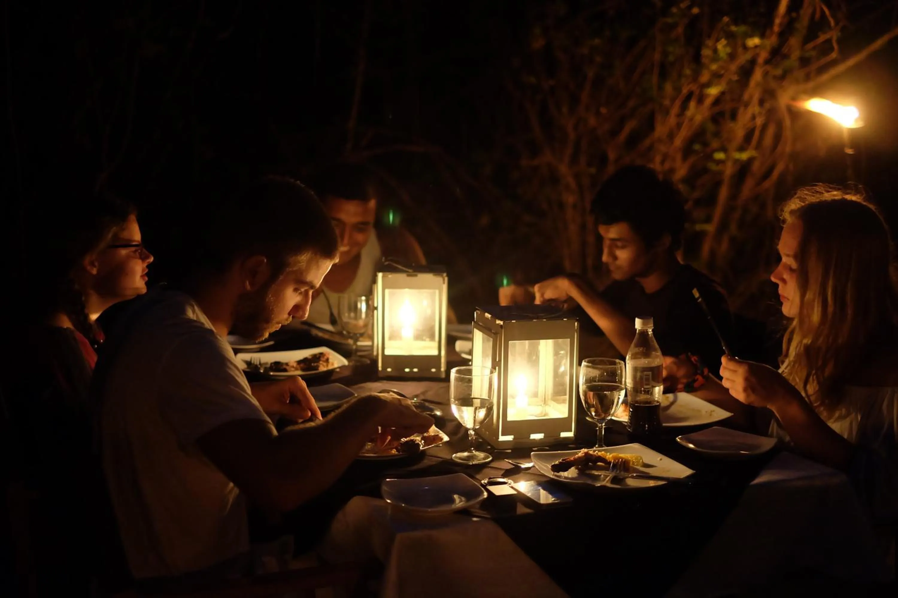 Family in Big Game Yala - by Eco Team