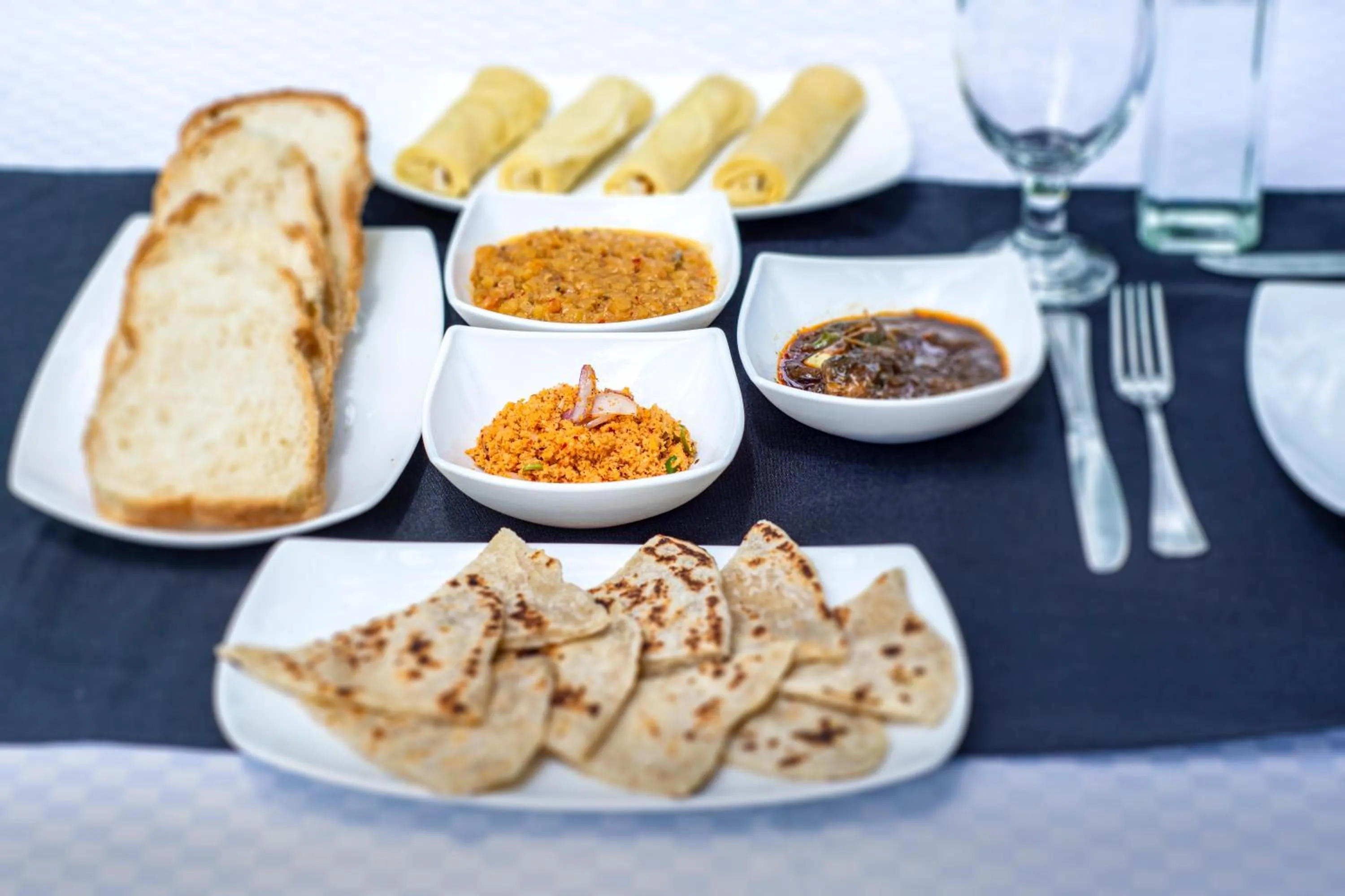 Food and drinks in Big Game Yala - by Eco Team