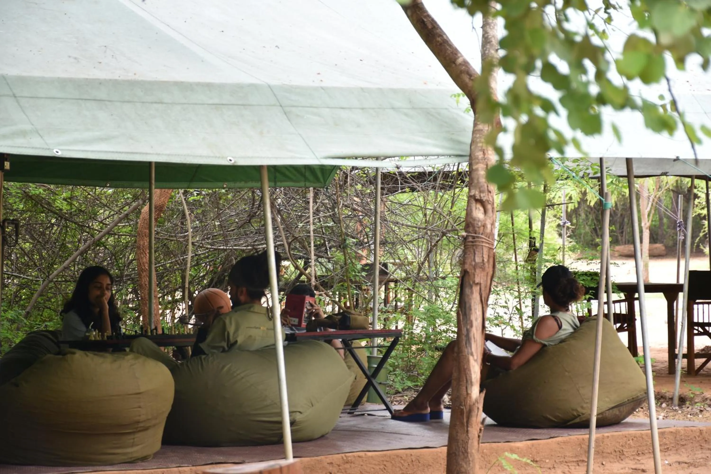 People in Big Game Yala - by Eco Team