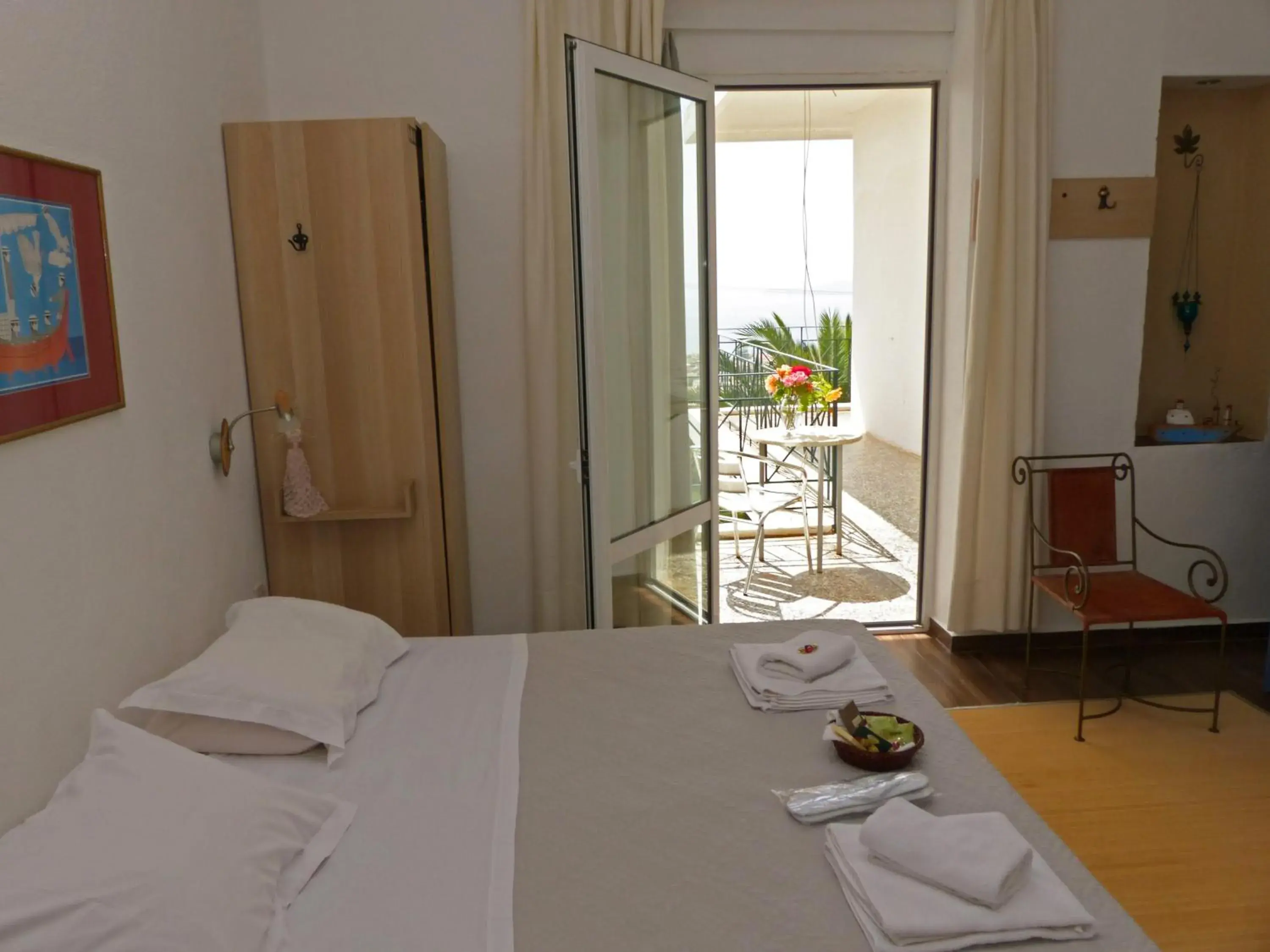 Double Room with Sea View in Akrotiri Hotel Double Room with Sea View in Akrotiri Hotel