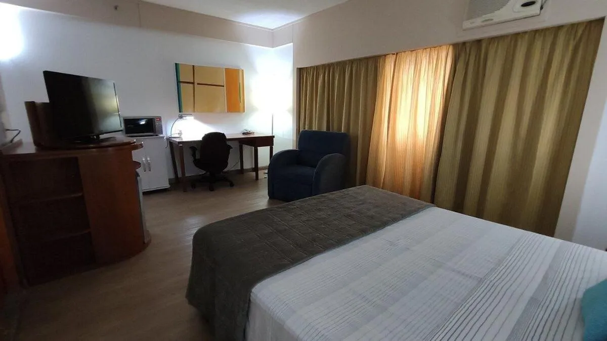 Photo of the whole room, Bed in Flat Borges Lagoa Ibirapuera c/ garagem UH407