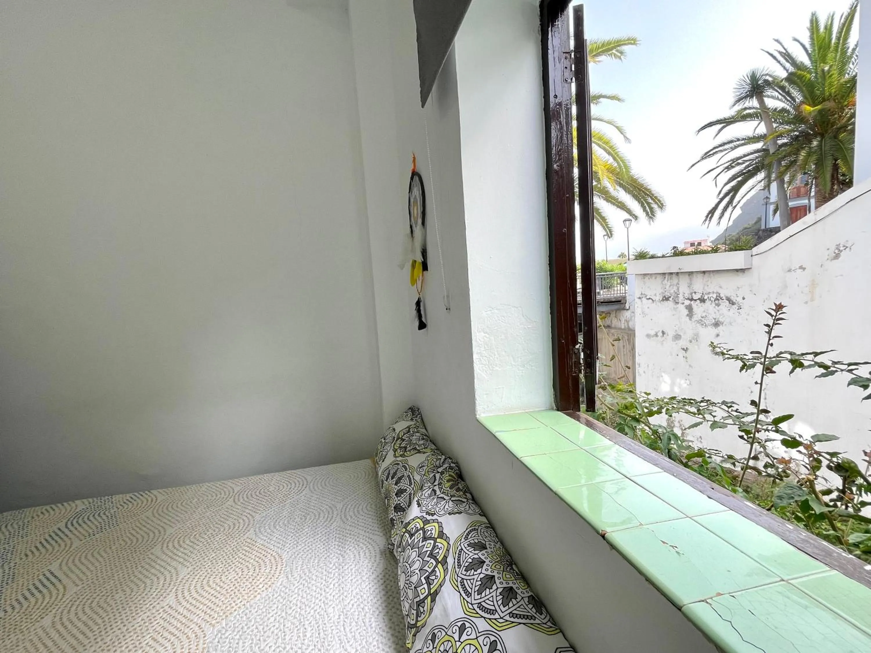 Bed in El Hostal del Cubo