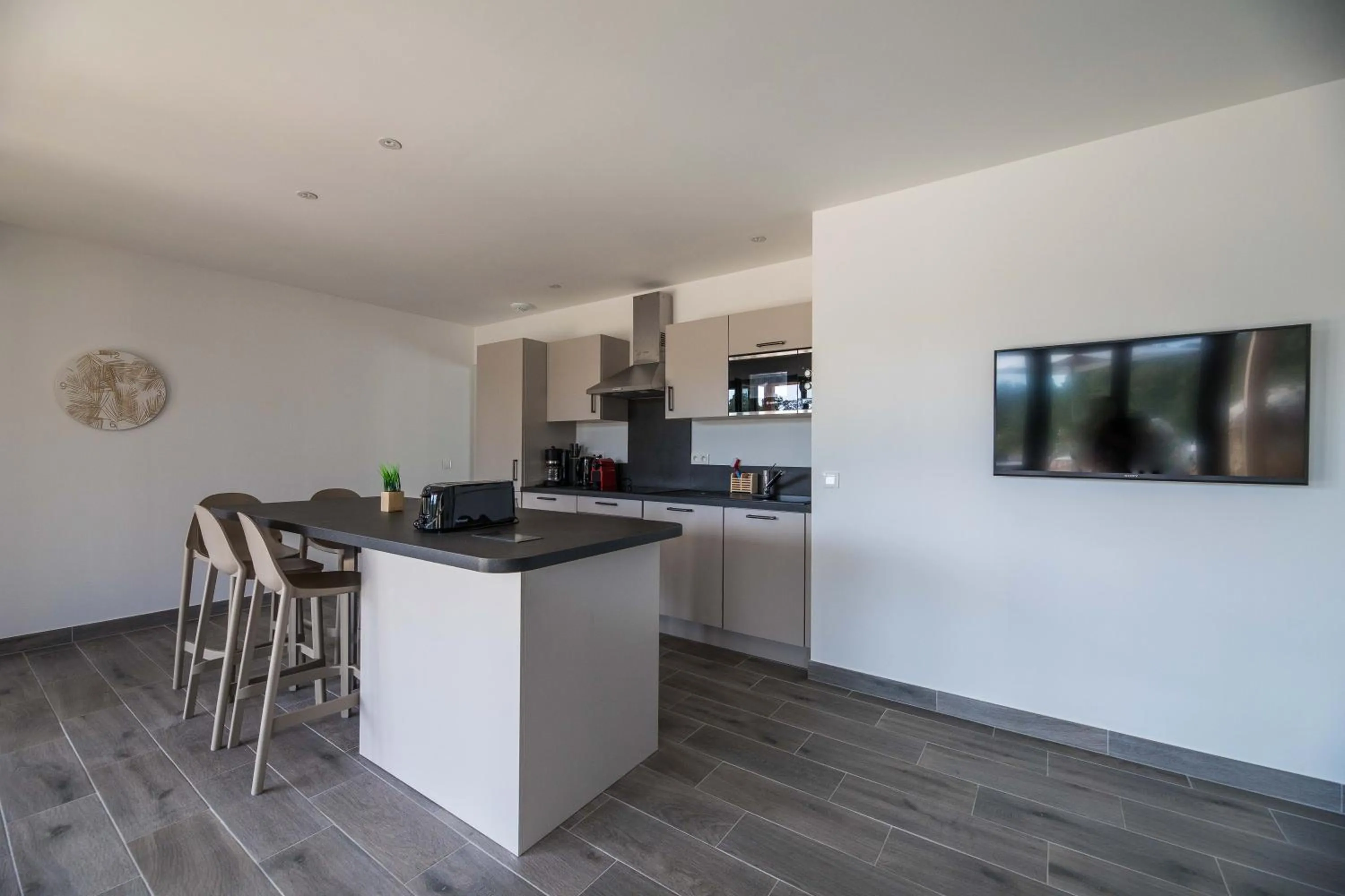 TV and multimedia in Résidence Pierre & Vacances Premium Les Terrasses d'Arsella