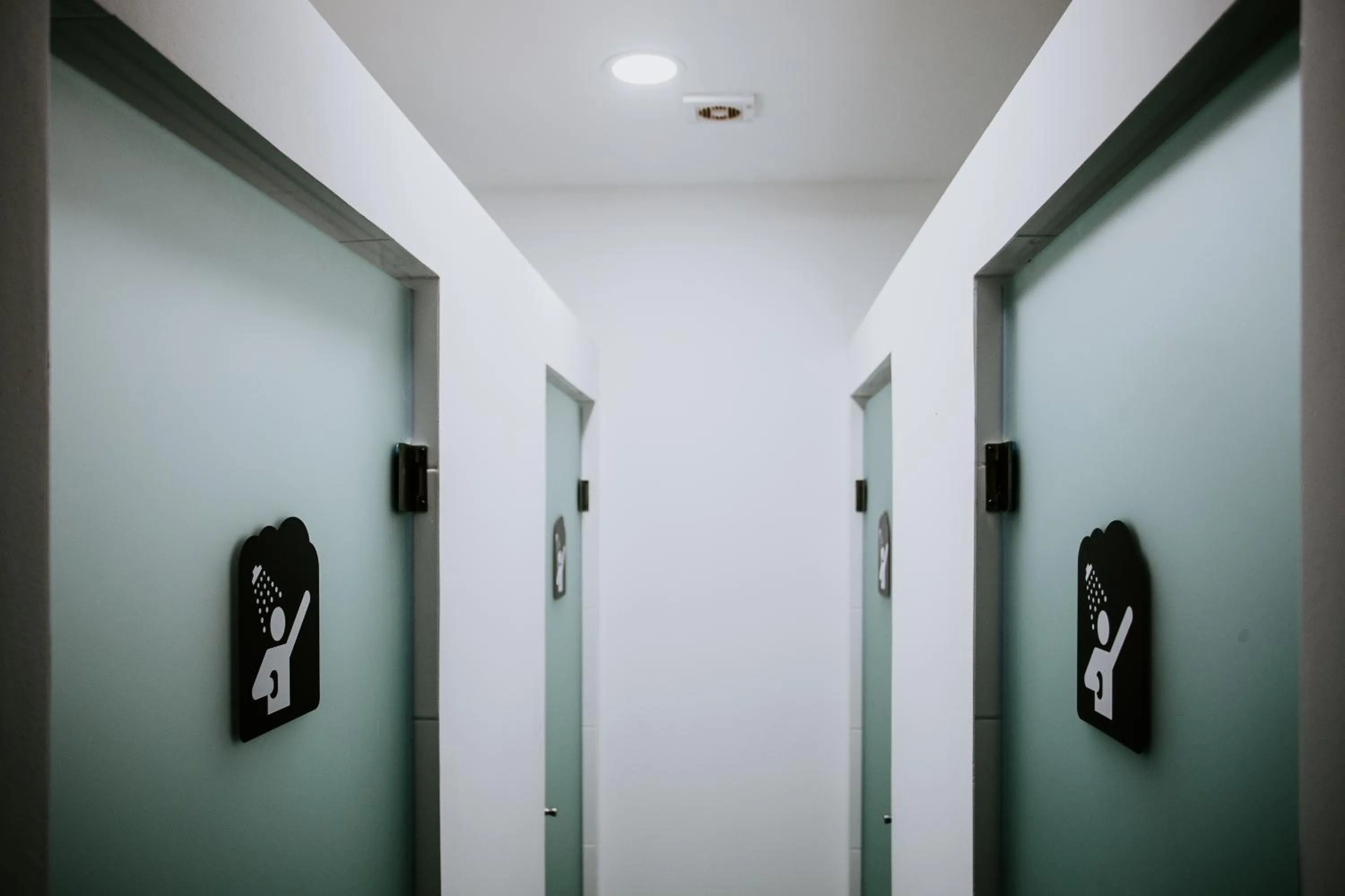 Shower in DREAMS HOUSE