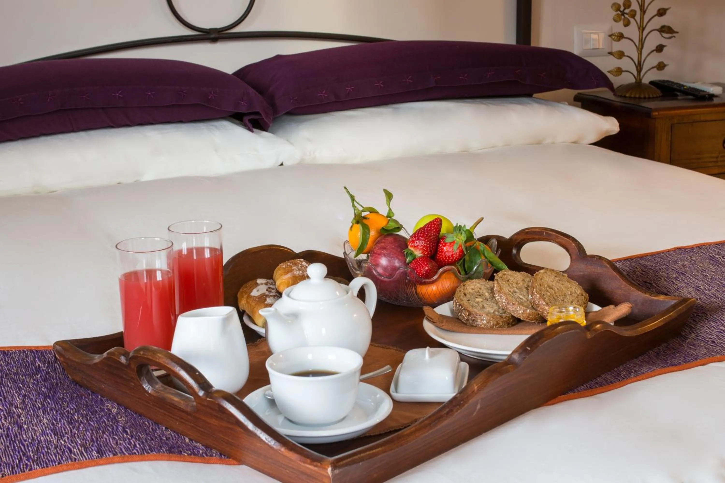 Italian breakfast, Bed in Le Terrecotte