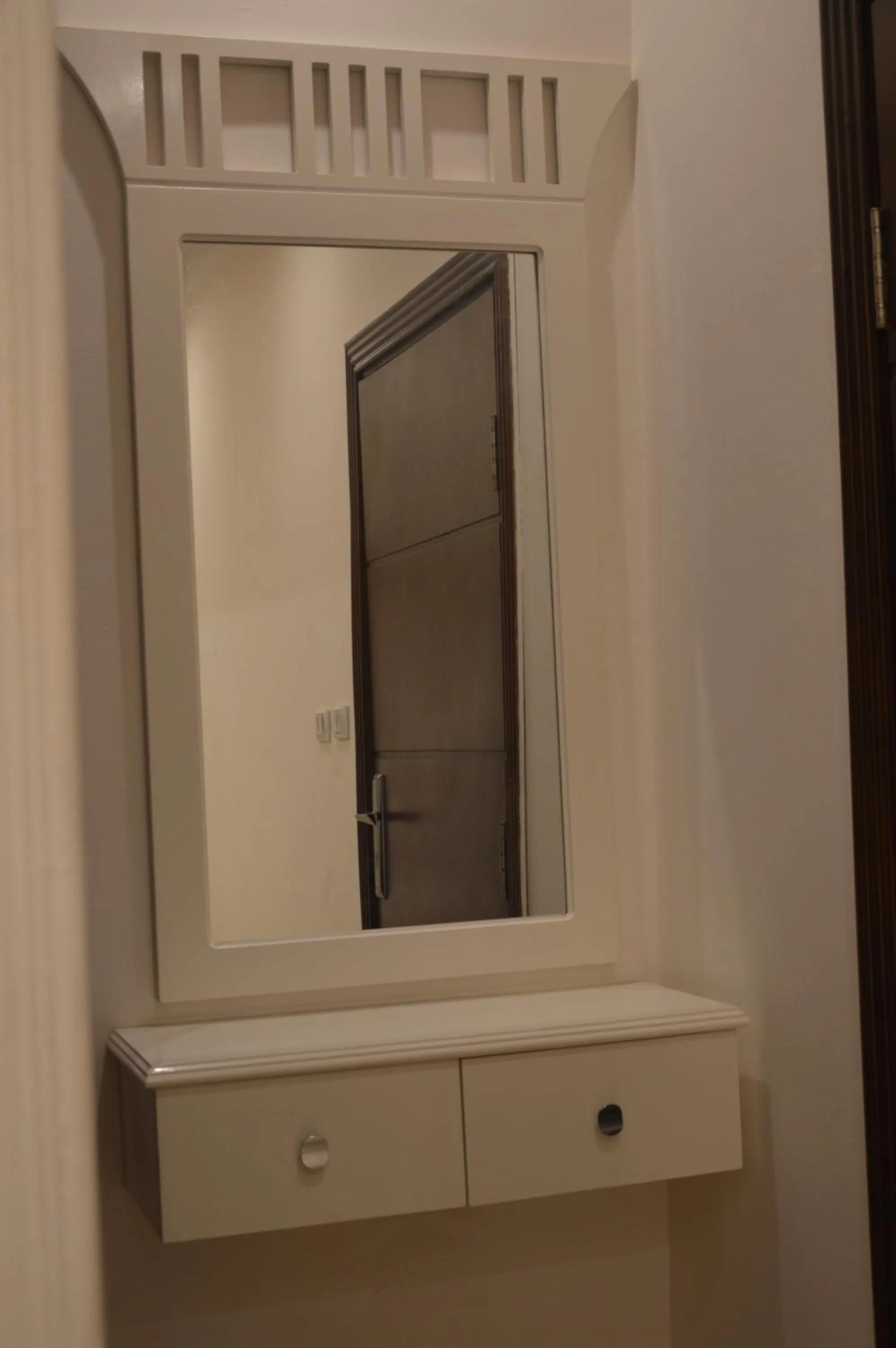 hair dresser in Pyramids Top Inn