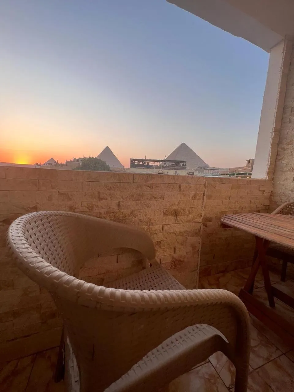 Natural landscape in Pyramids Top Inn