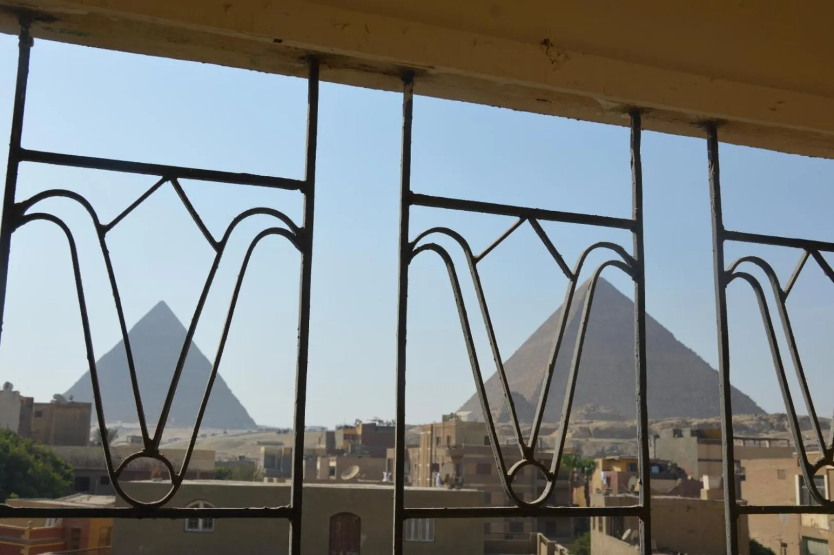 Natural landscape in Pyramids Top Inn