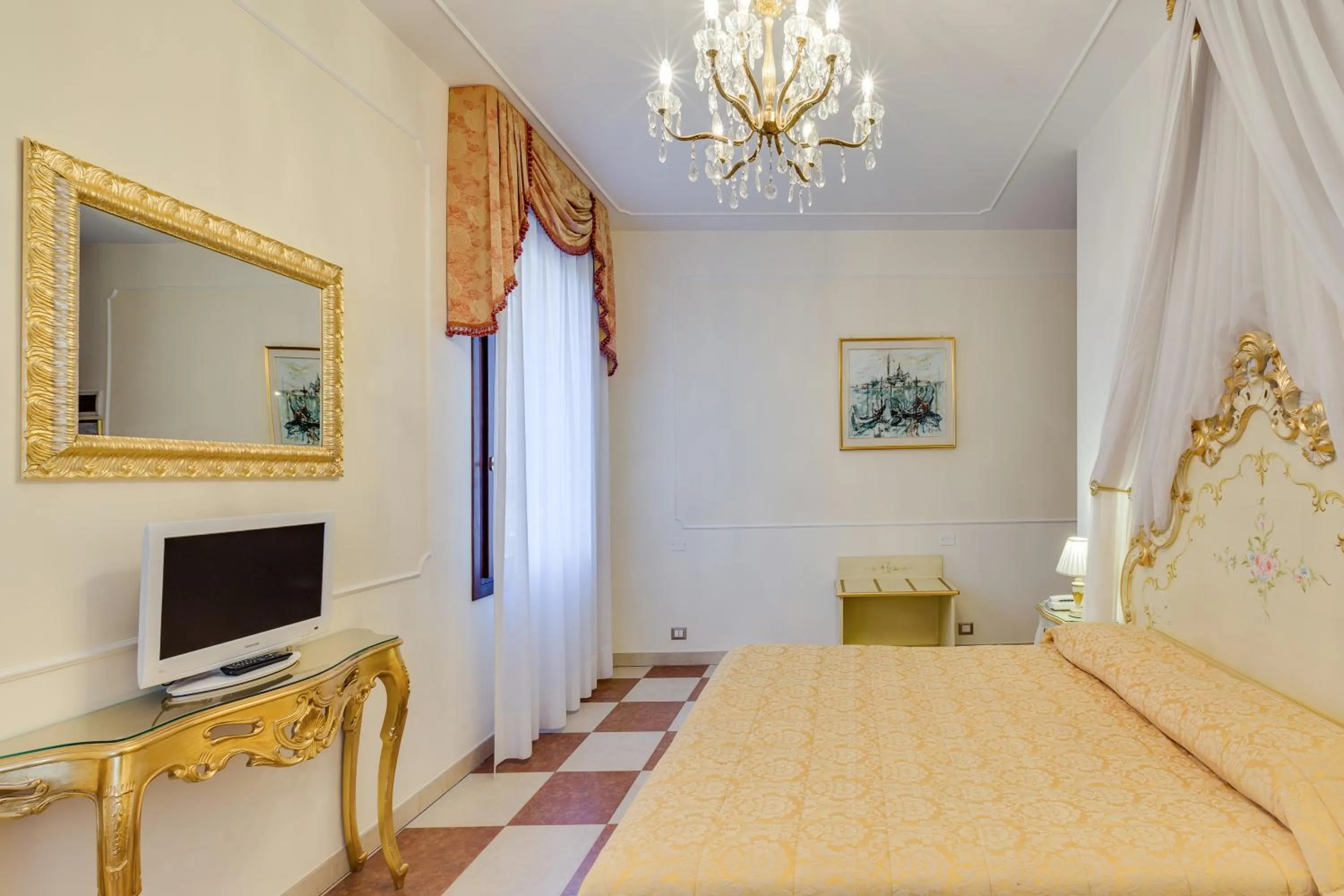 Bed in Hotel At Leonard