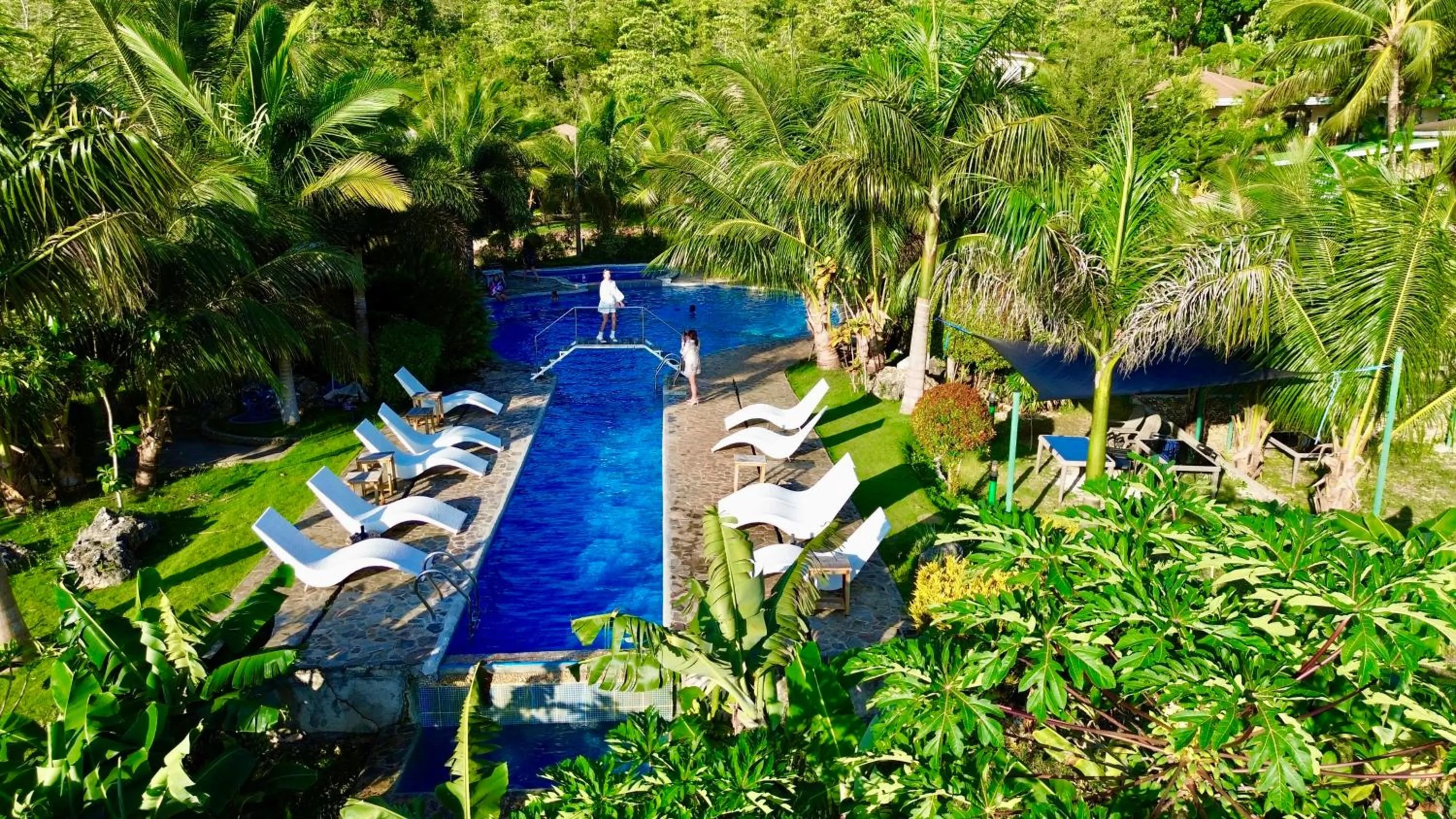 Swimming pool in South Mountain Resort