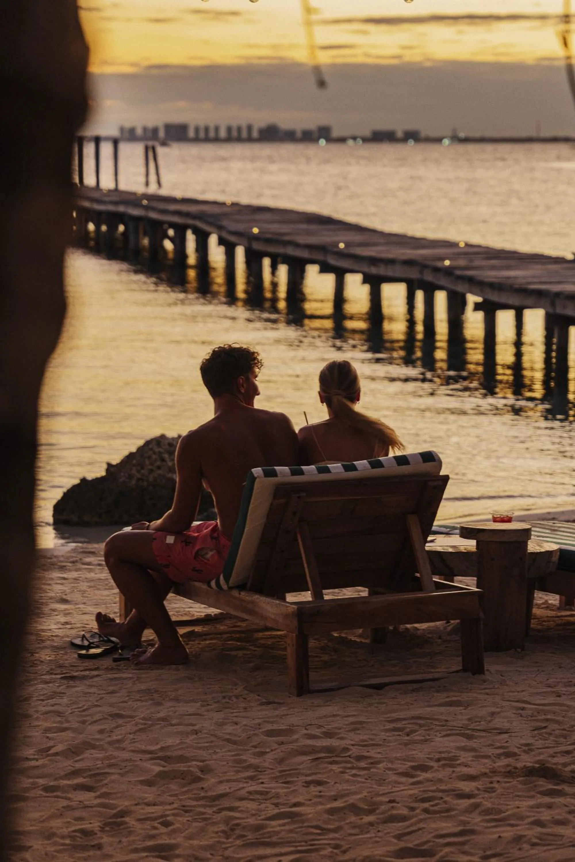 Beach in Mayan Monkey Isla Mujeres - Social Hotel