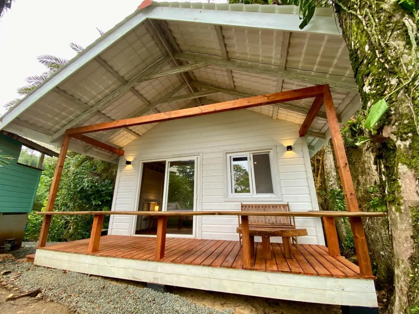 Day in Bird Island Bungalows