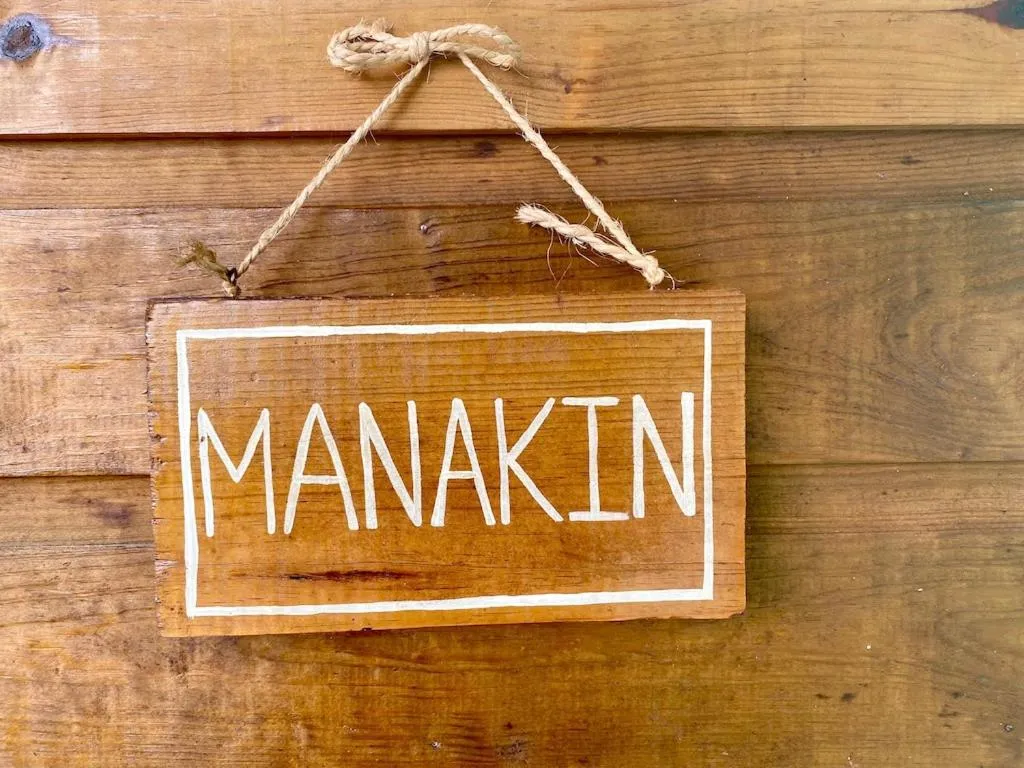 Logo/Certificate/Sign in Bird Island Bungalows