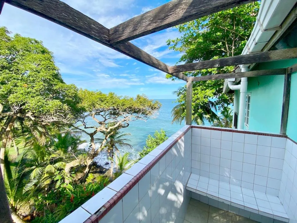 Spring in Bird Island Bungalows