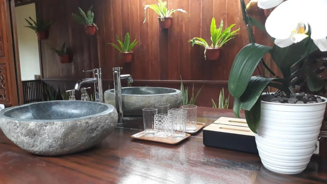 Buana Ecofarm Ecolodge