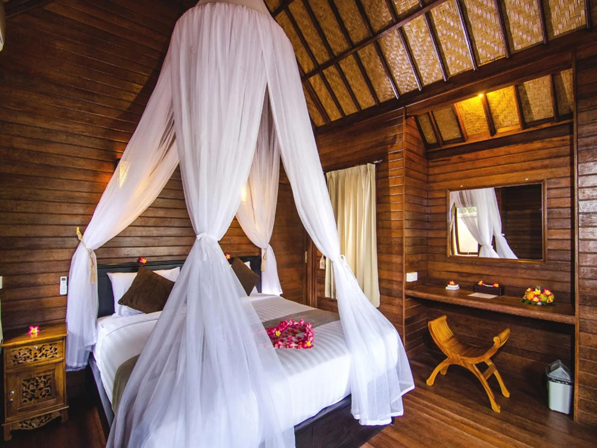 Bedroom, Bed in Cassava Bungalow
