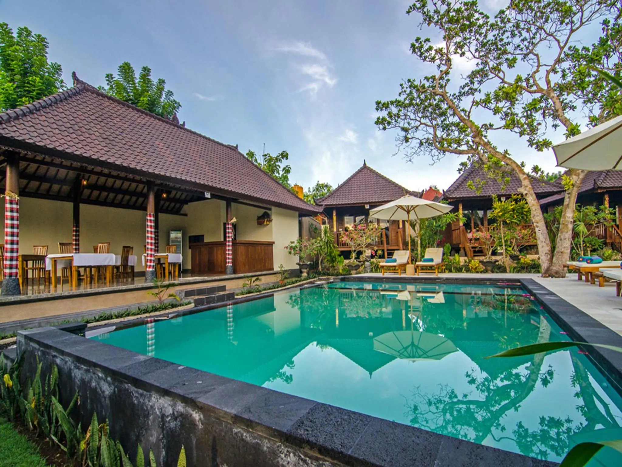 Swimming pool in Cassava Bungalow