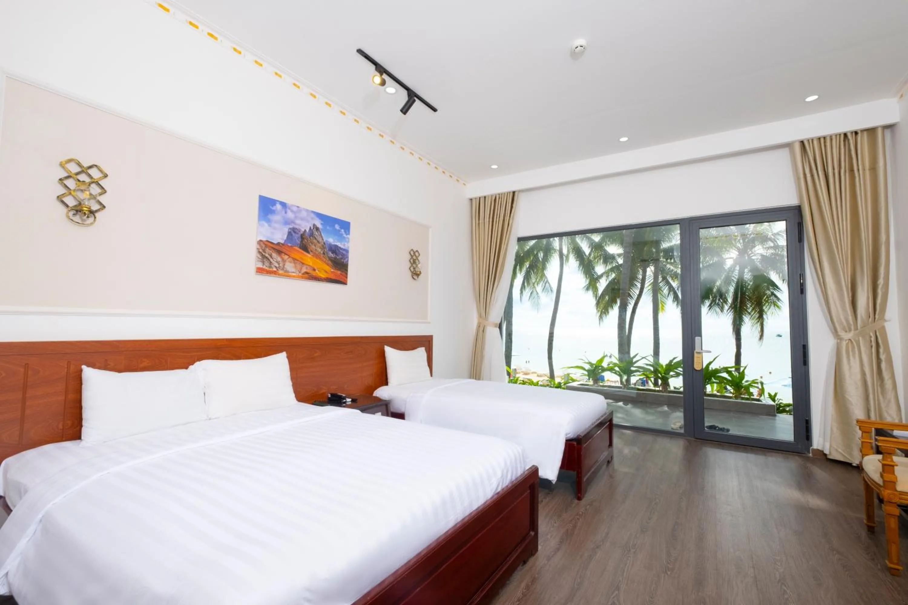 Bedroom, Bed in Hawaii Resort Phu Quoc