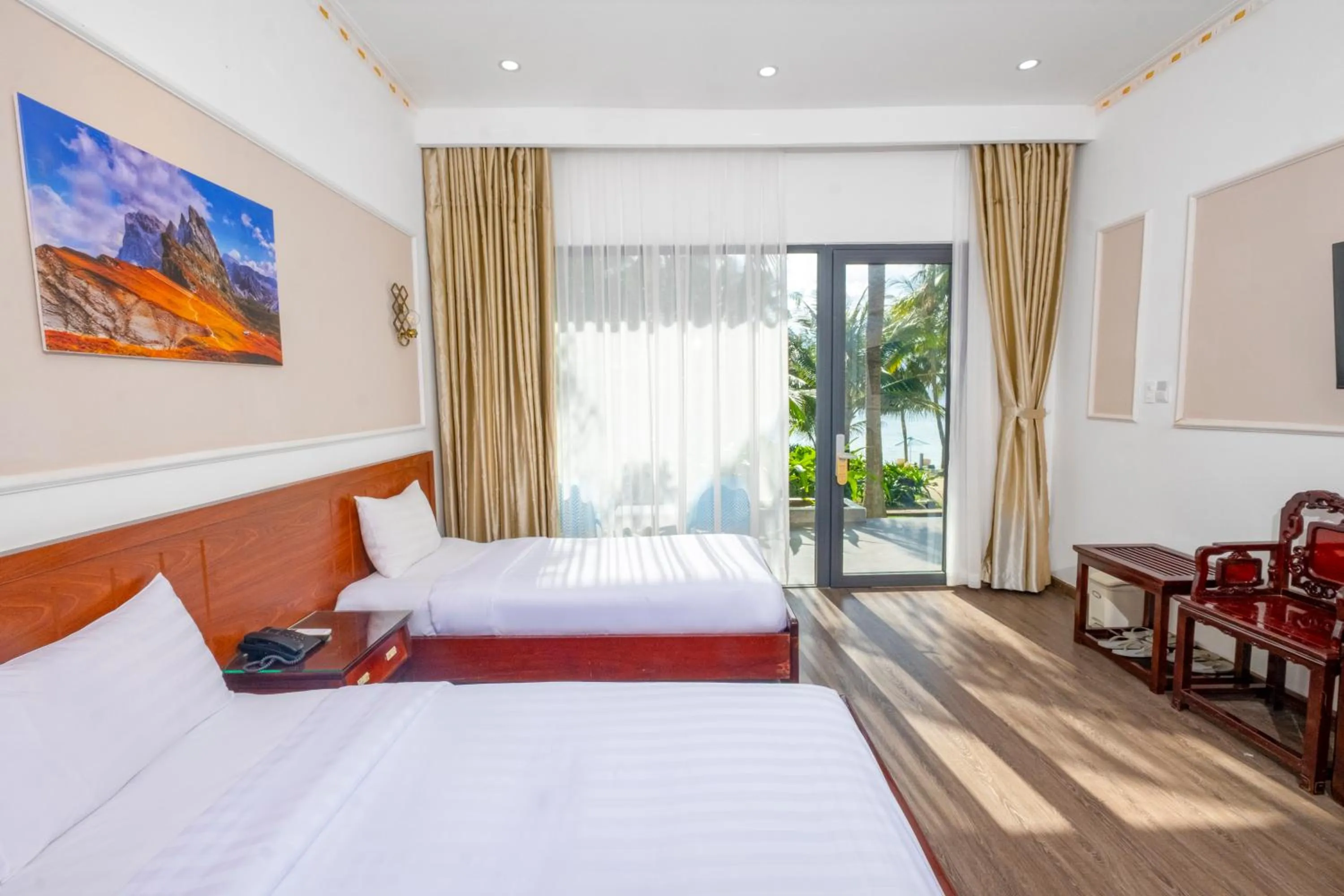 Bedroom, Bed in Hawaii Resort Phu Quoc