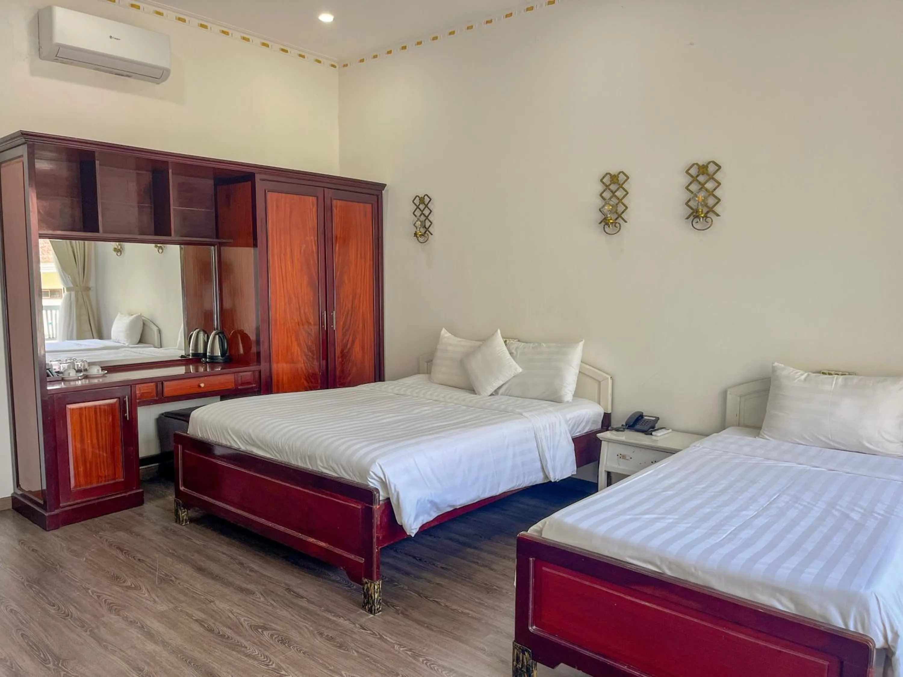 Bed in Hawaii Resort Phu Quoc