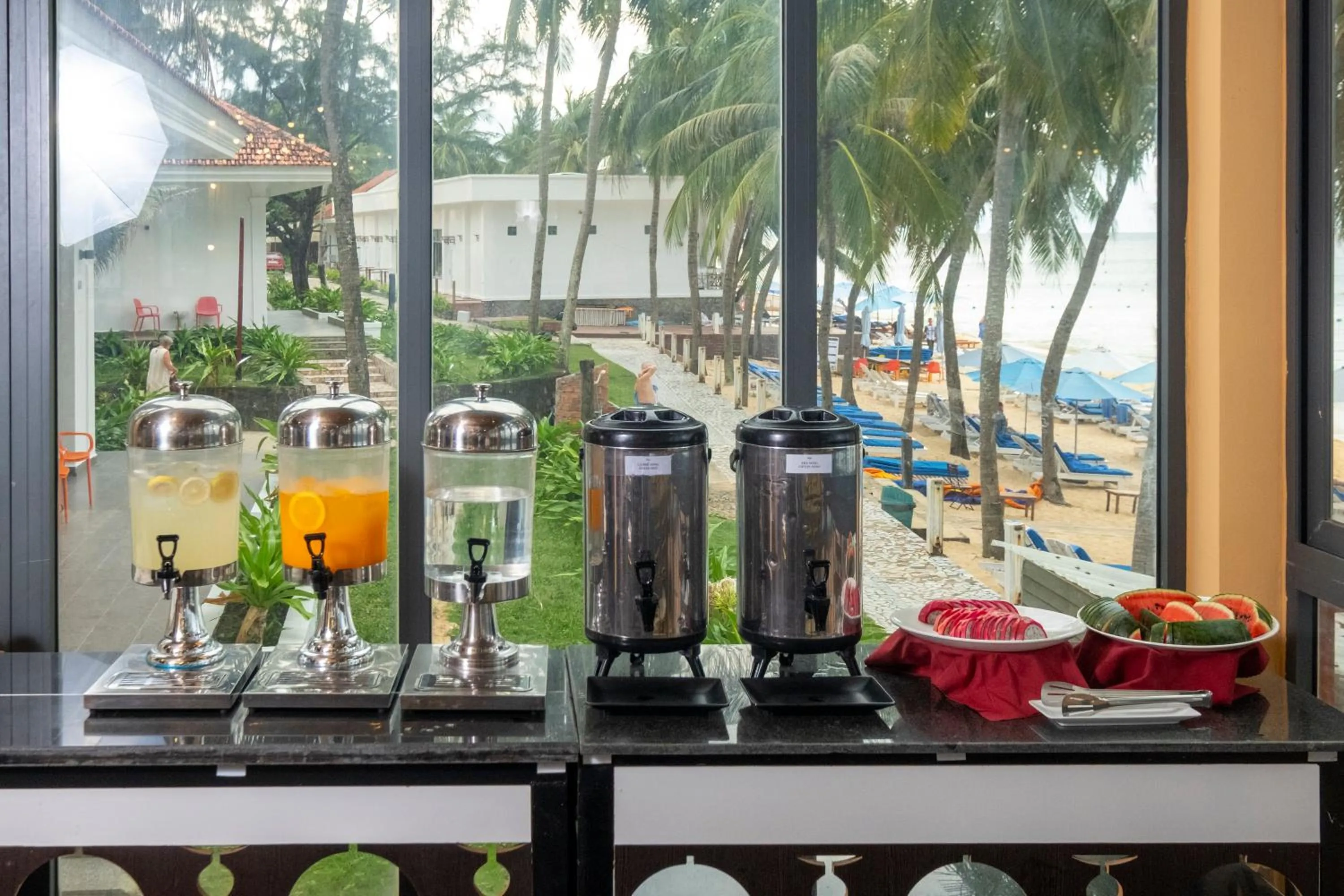Breakfast in Hawaii Resort Phu Quoc