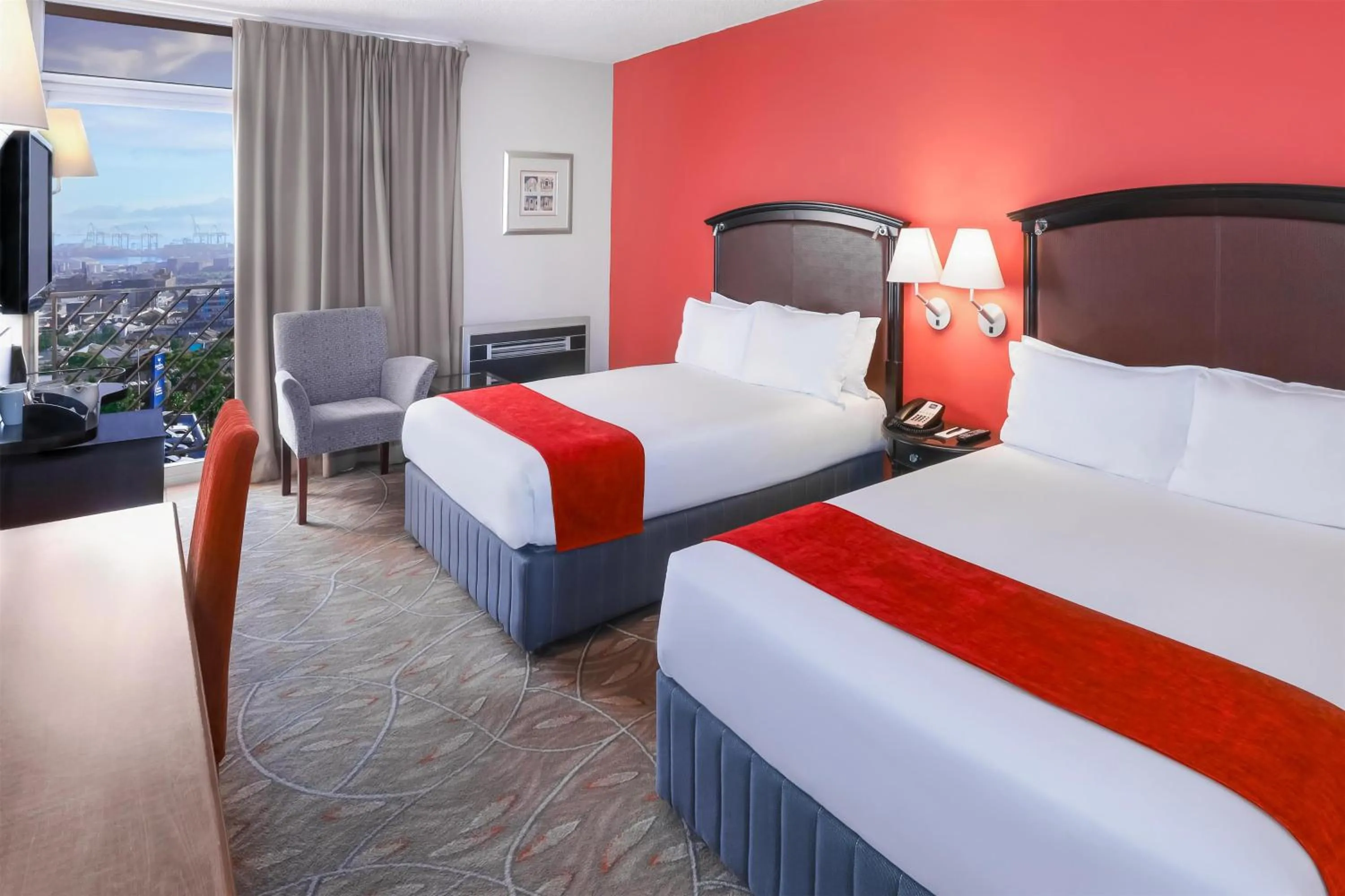 Bedroom, Bed in Garden Court Nelson Mandela Boulevard