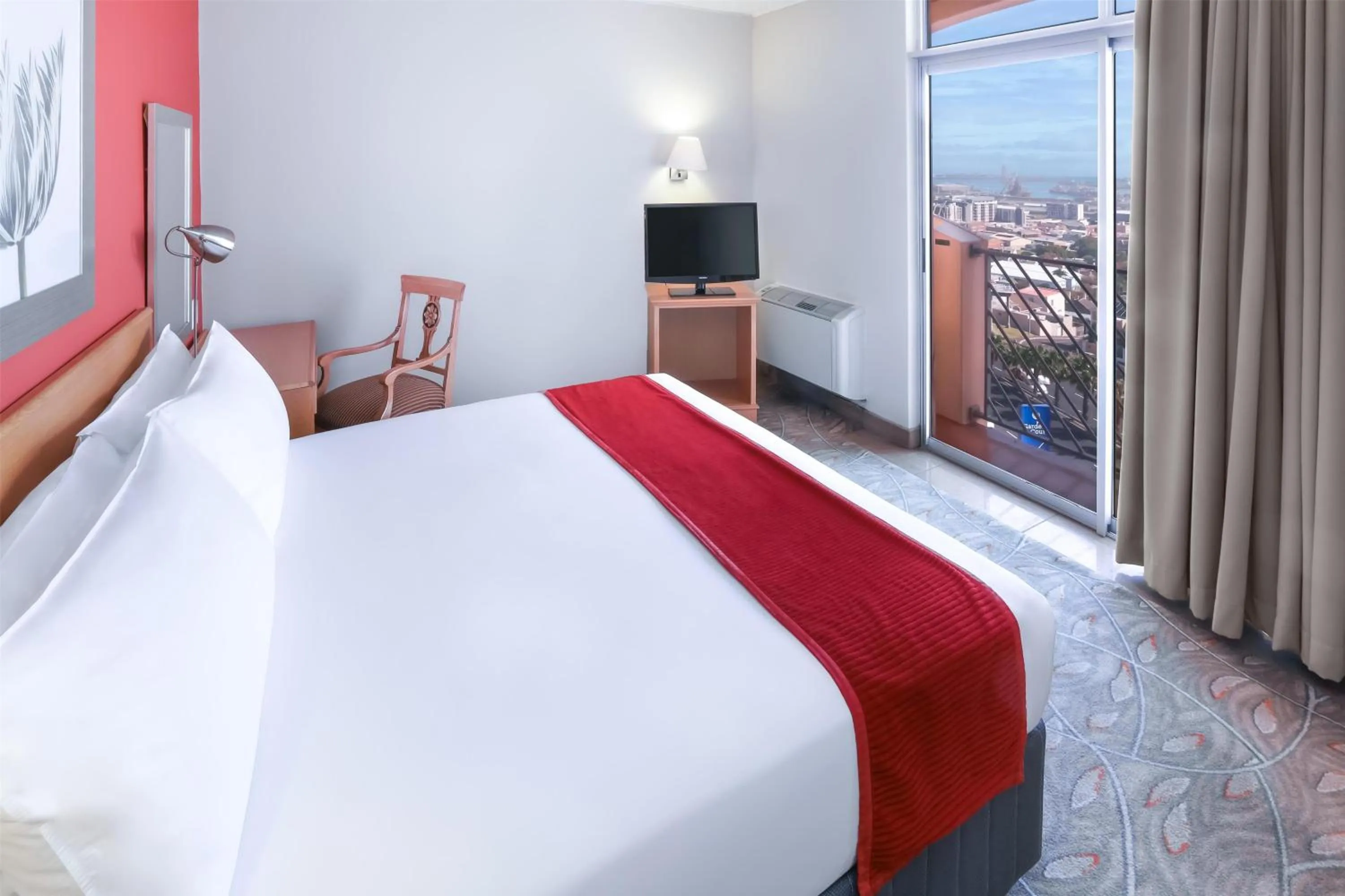 Bedroom, Bed in Garden Court Nelson Mandela Boulevard