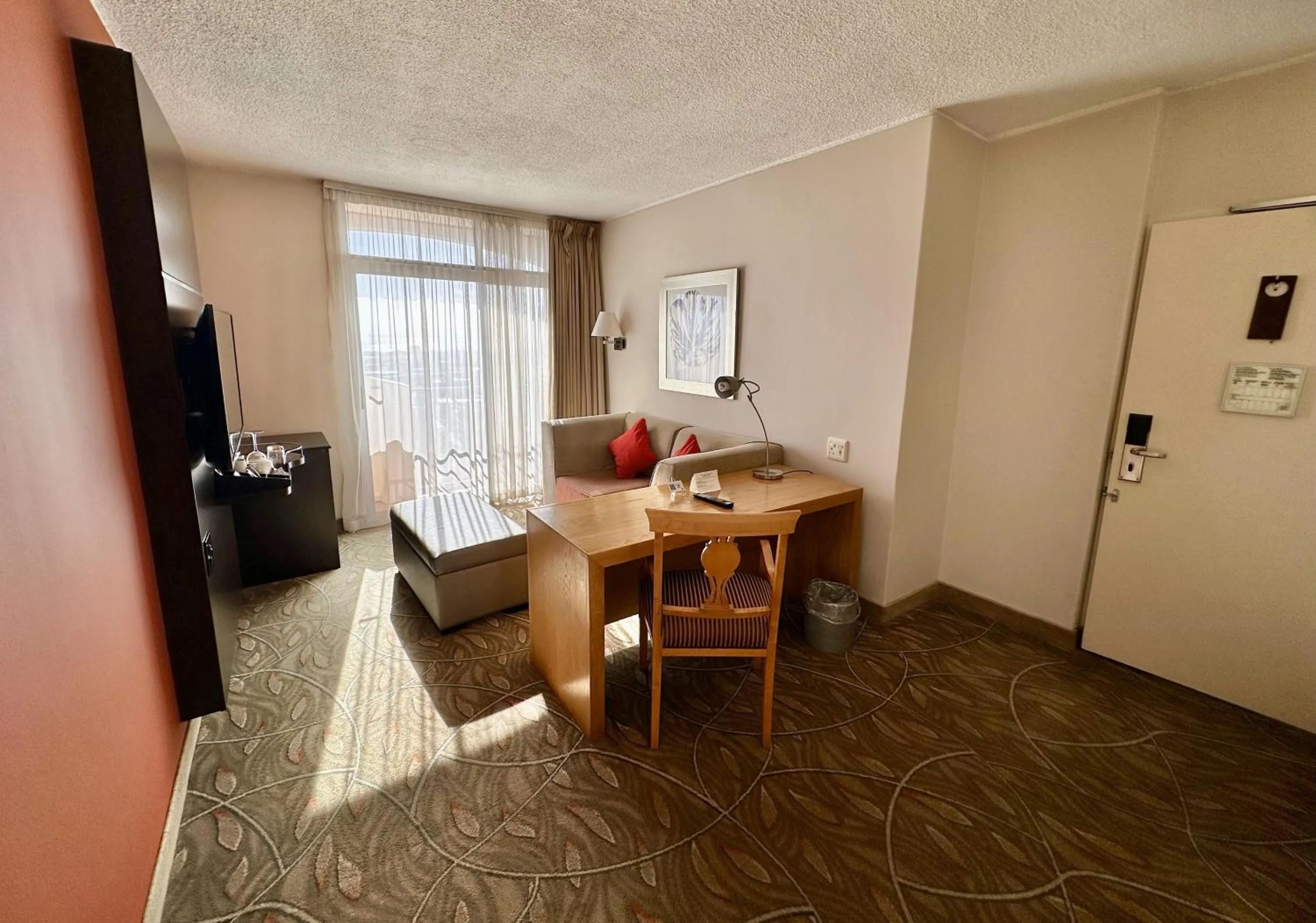 TV and multimedia in Garden Court Nelson Mandela Boulevard