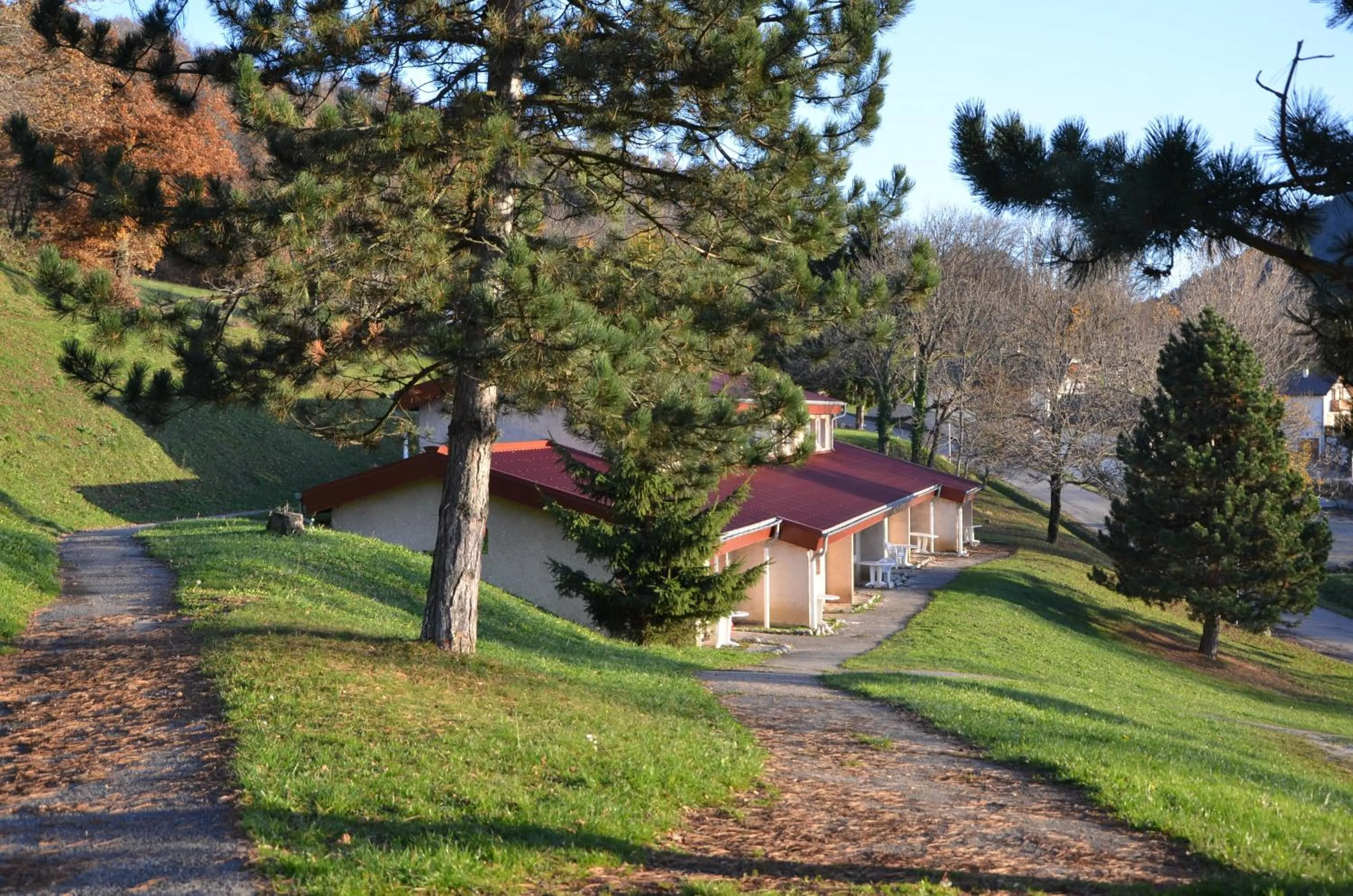 Property building in Les Aveilles