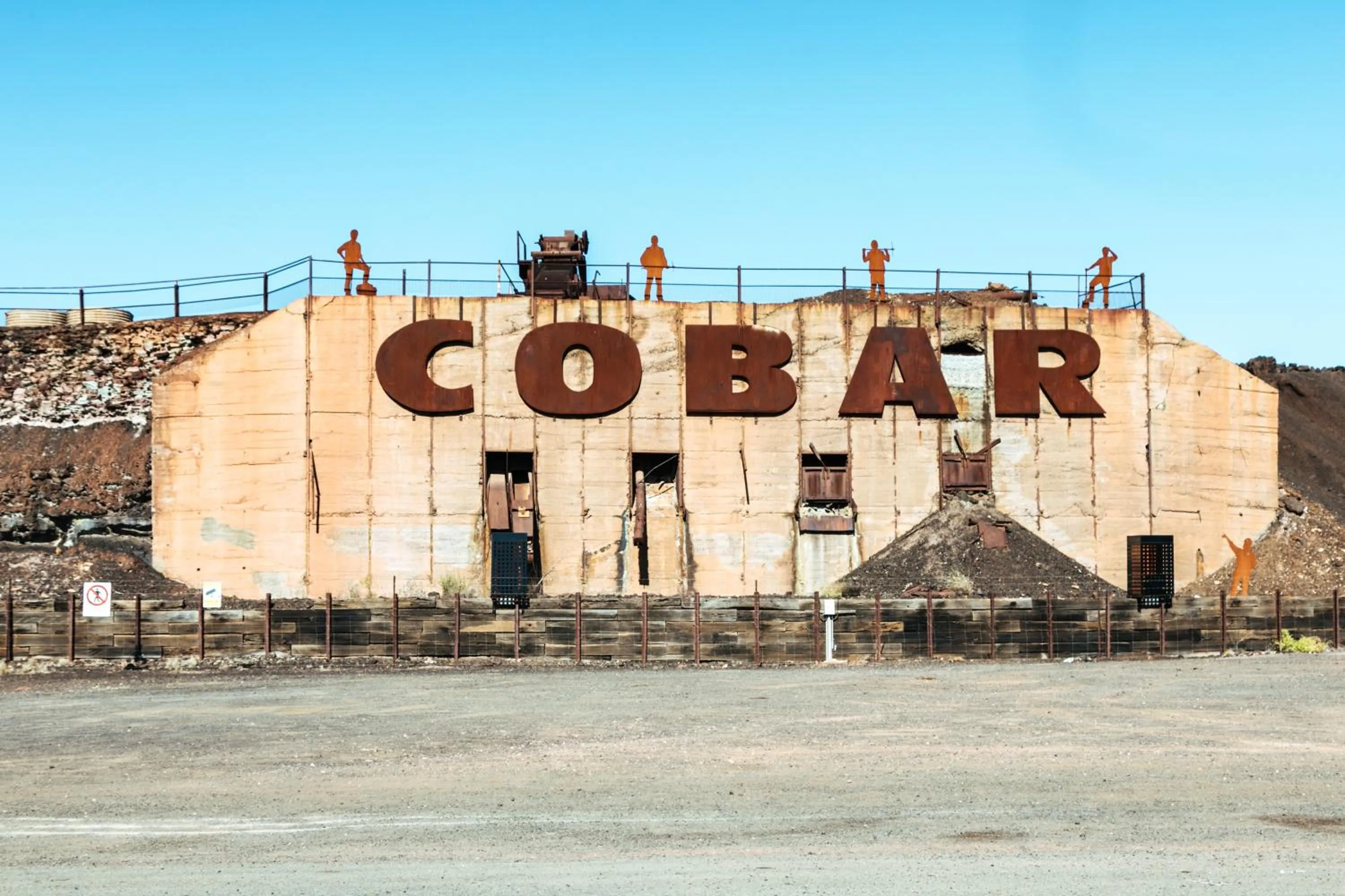 Landmark view in Copper City Motel