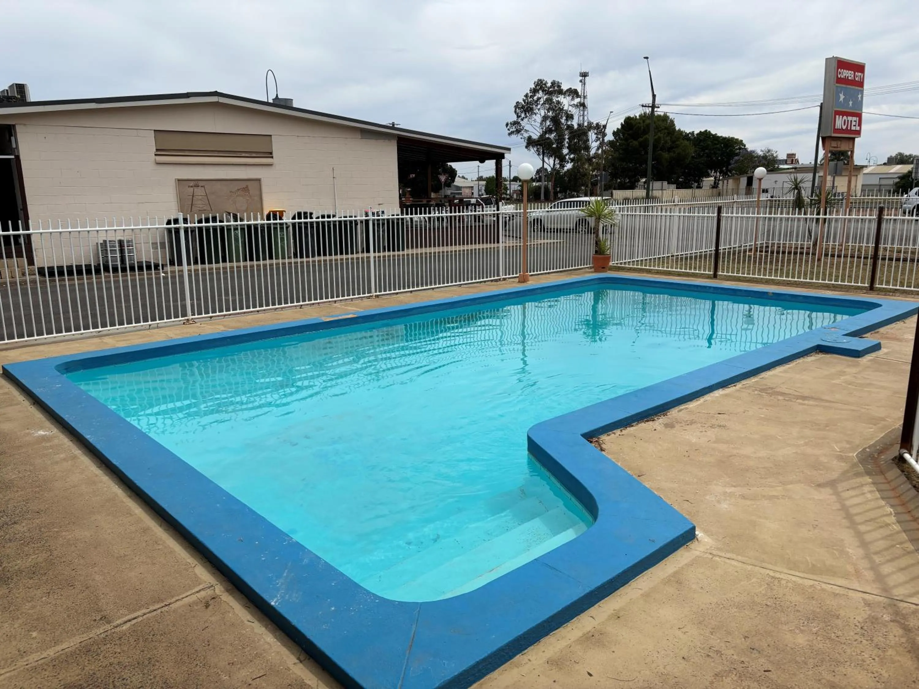 Swimming pool in Copper City Motel