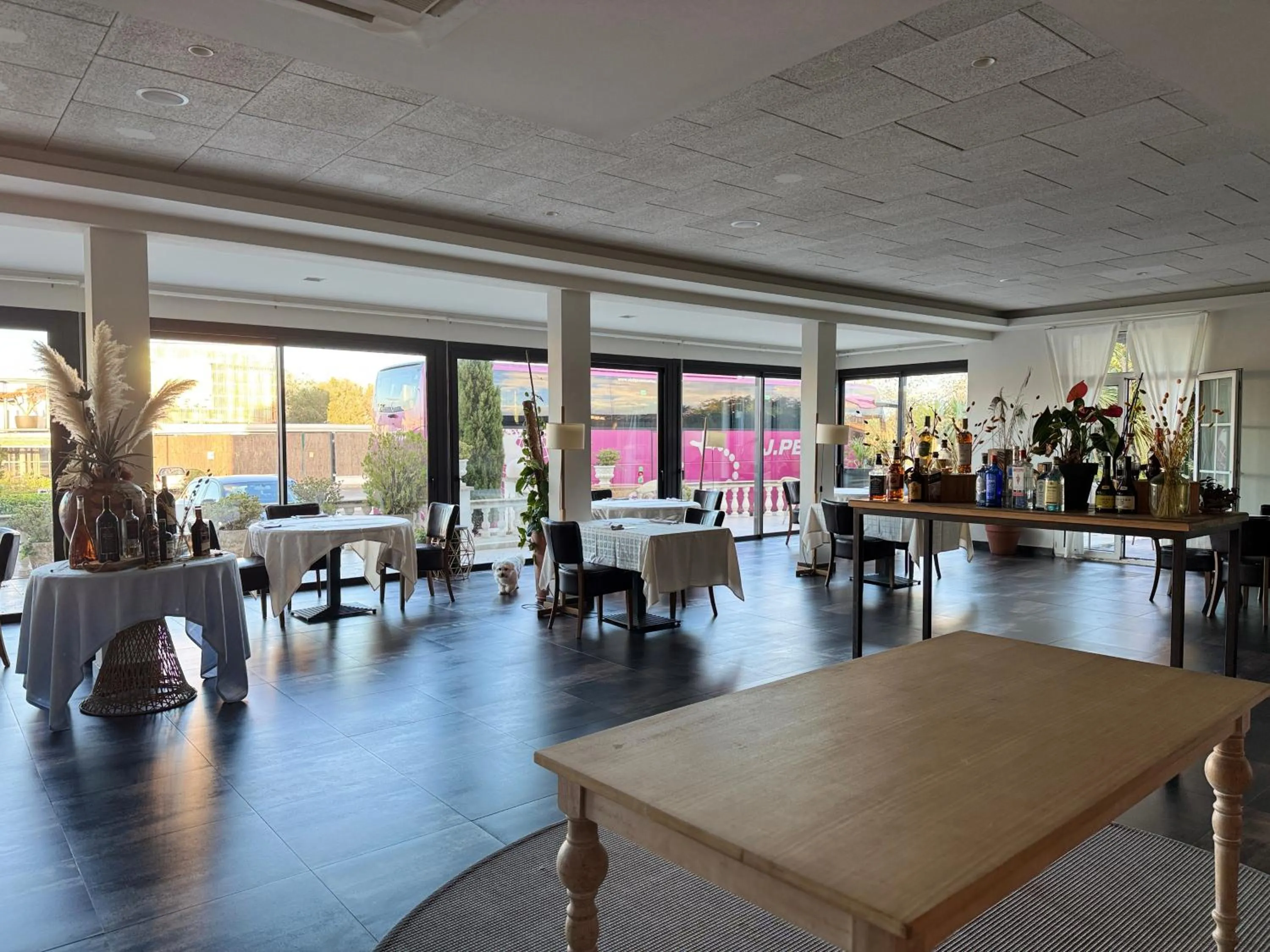 Restaurant/places to eat in Hotel & Restaurant Figueres Parc