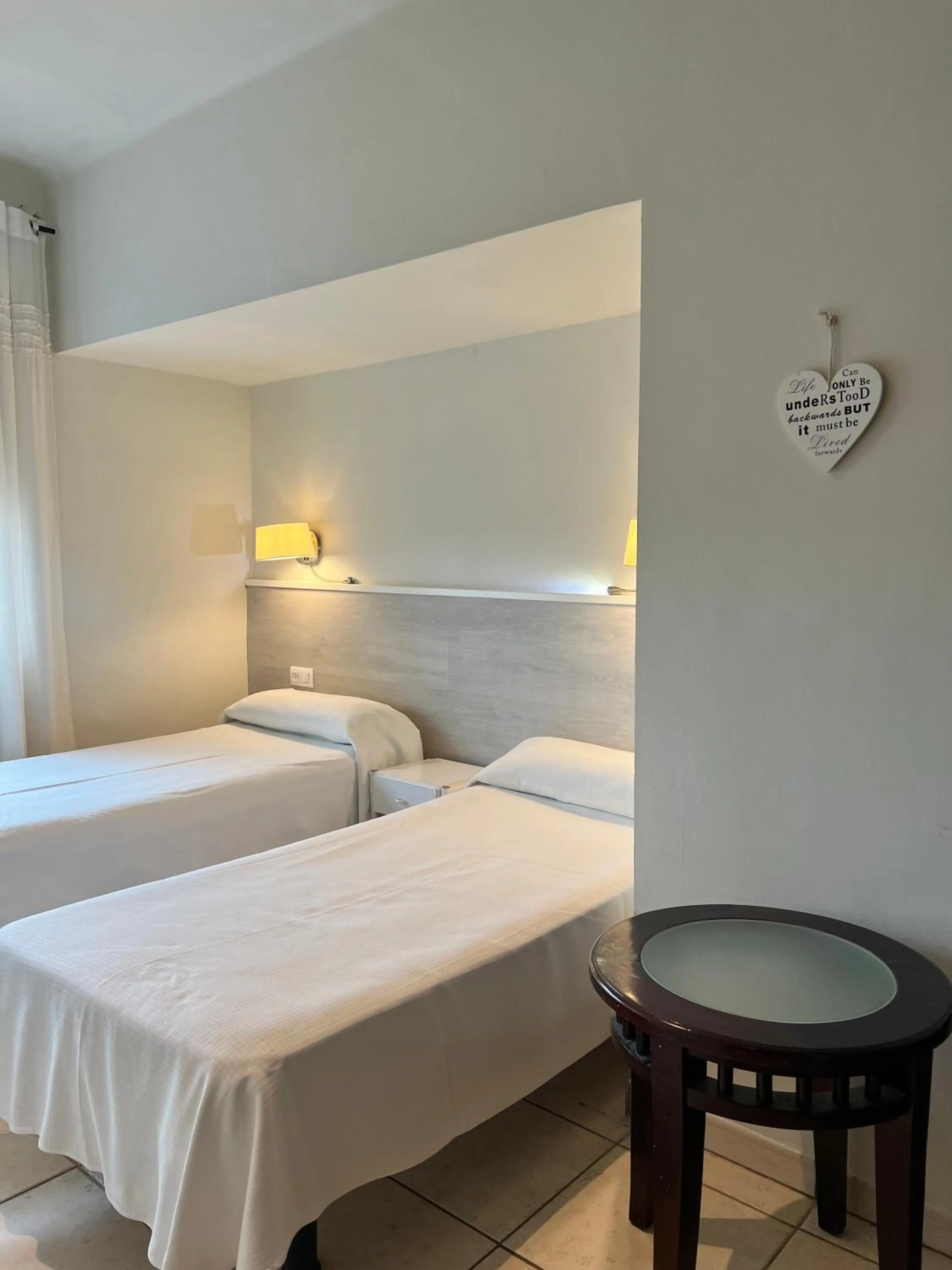 Bed in Hotel & Restaurant Figueres Parc