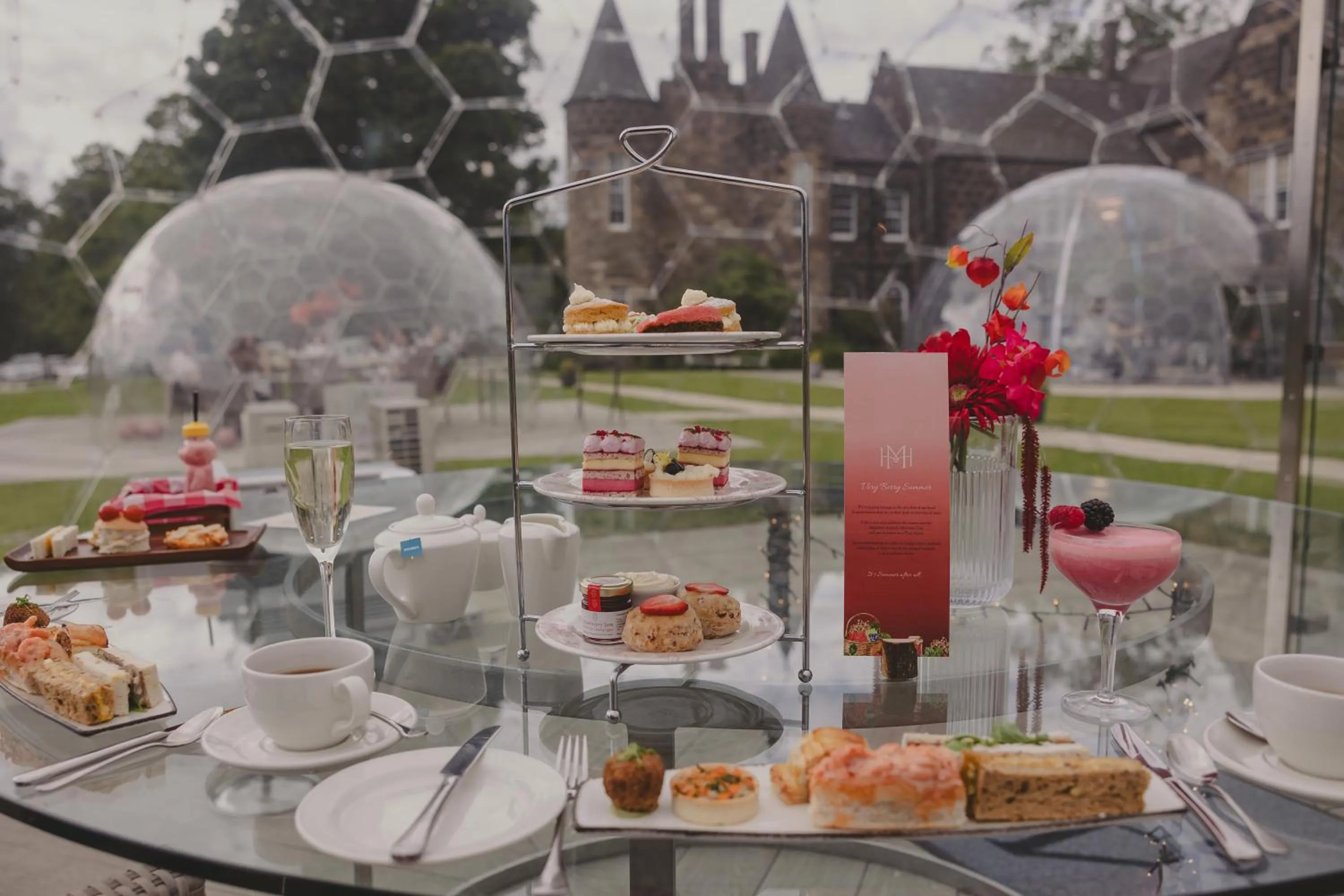 Restaurant/places to eat in Meldrum House Hotel Golf And Country Estate