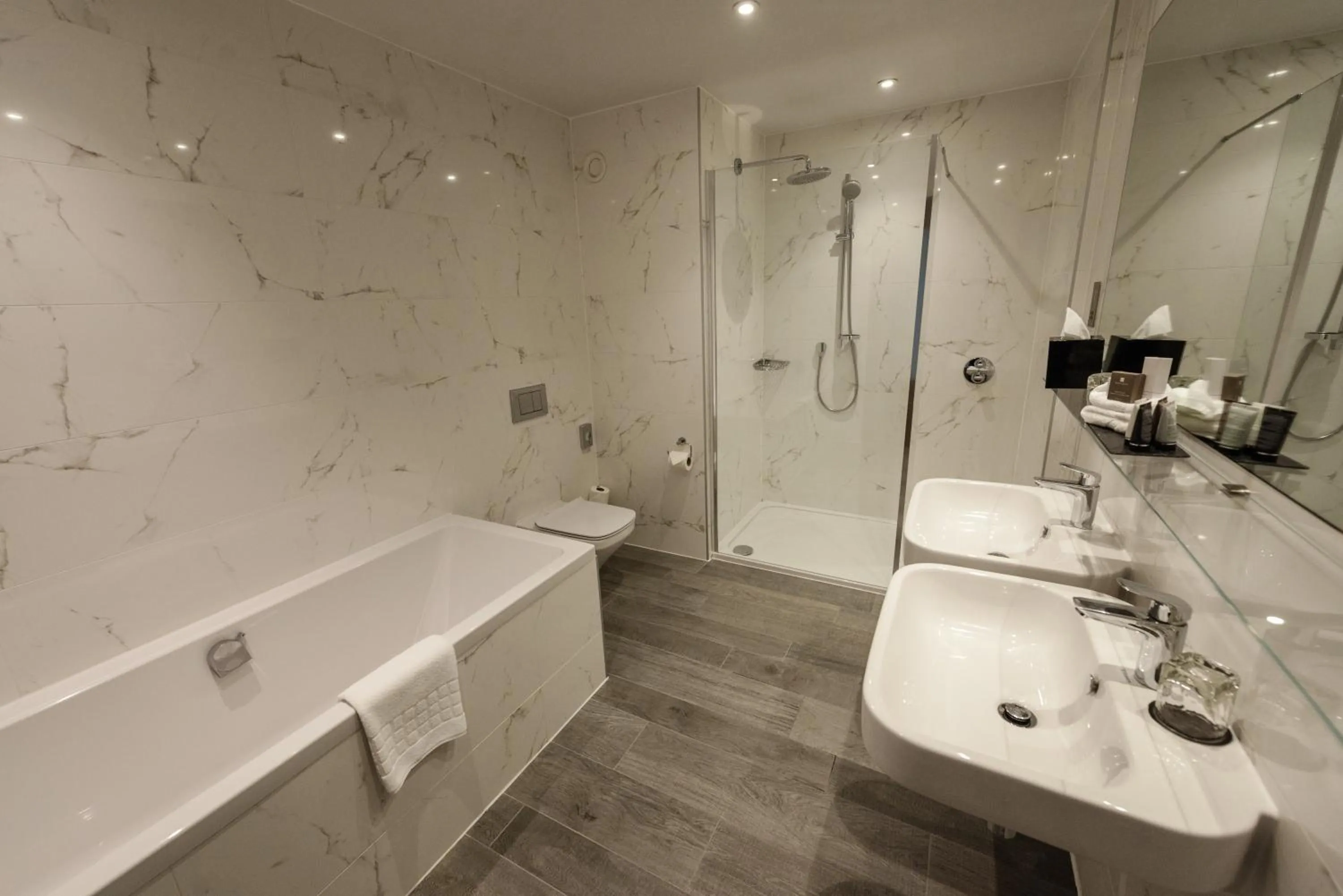 Bathroom in Meldrum House Hotel Golf And Country Estate