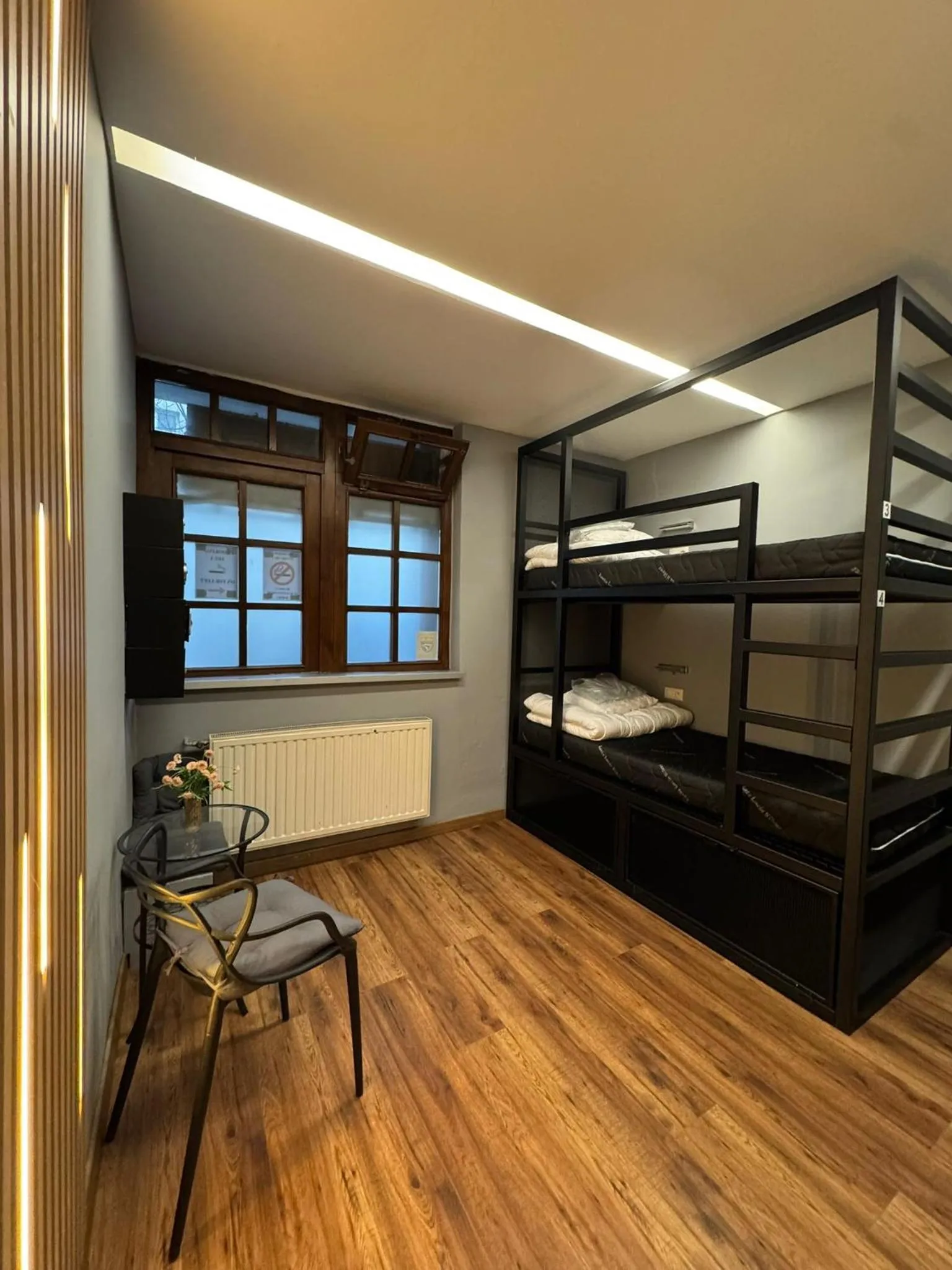 Bedroom, Bed in Greg&Tom Party Hostel