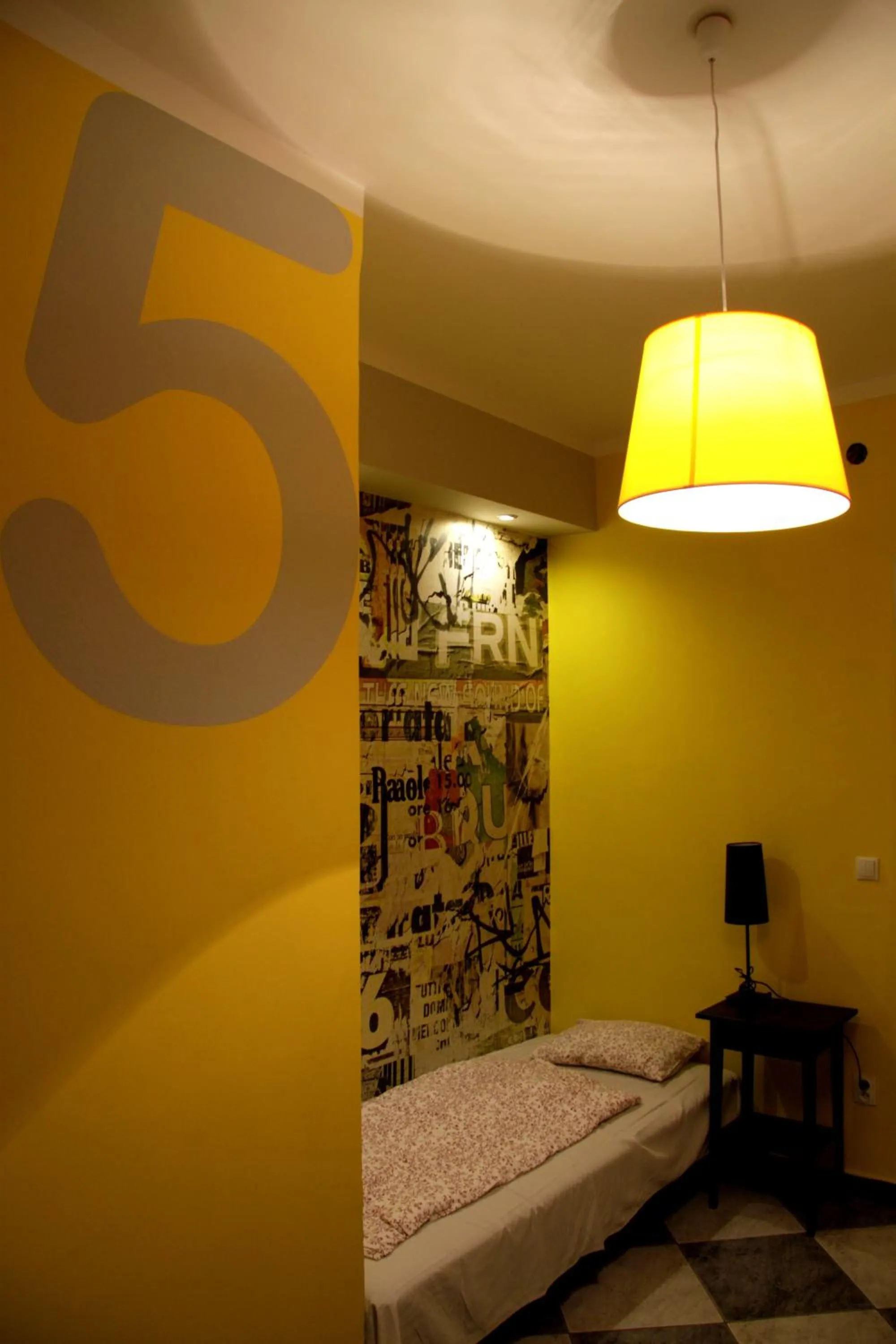 Decorative detail, Bed in Greg&Tom Party Hostel