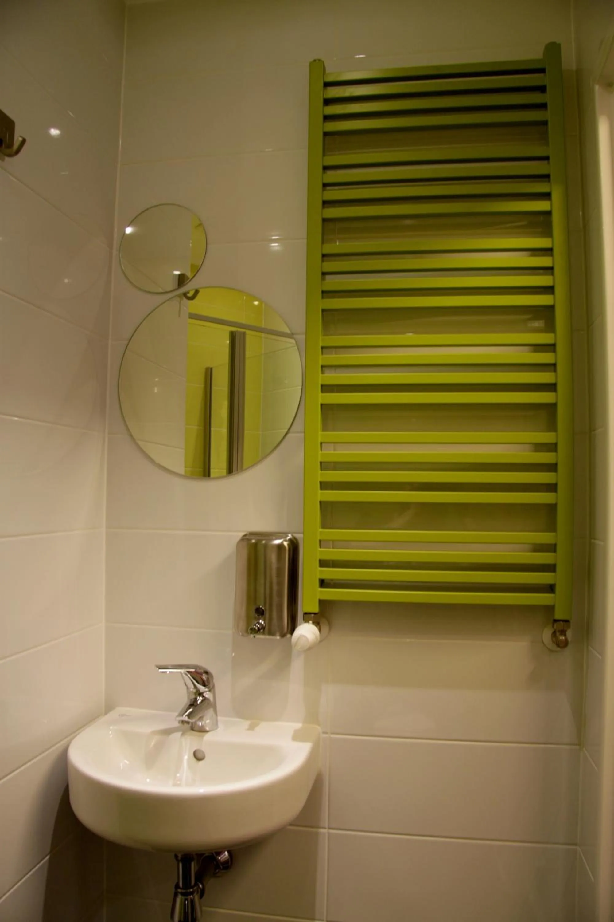 Bathroom in Greg&Tom Party Hostel