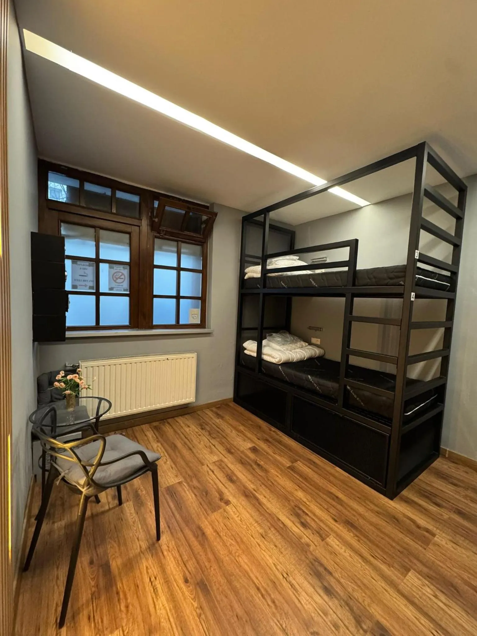 Bedroom, Bed in Greg&Tom Party Hostel