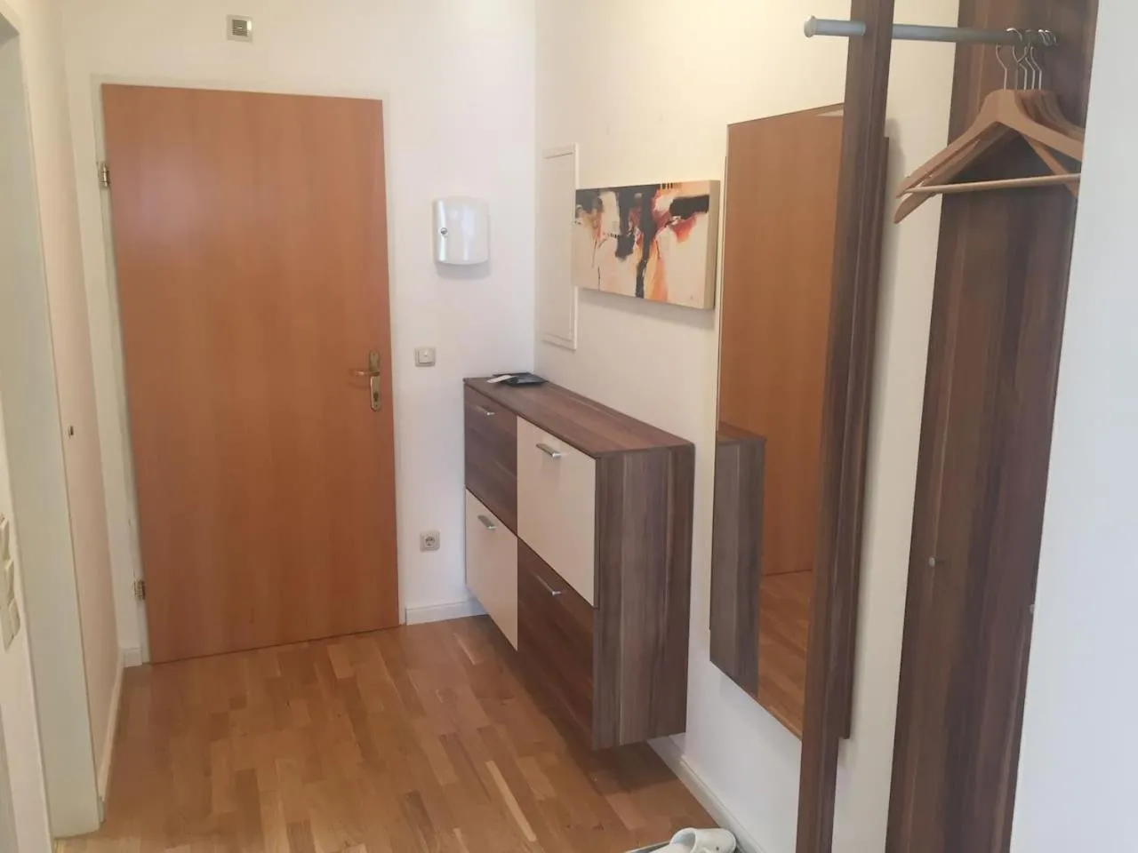Superior-Apartment mit Pool und Seezugang