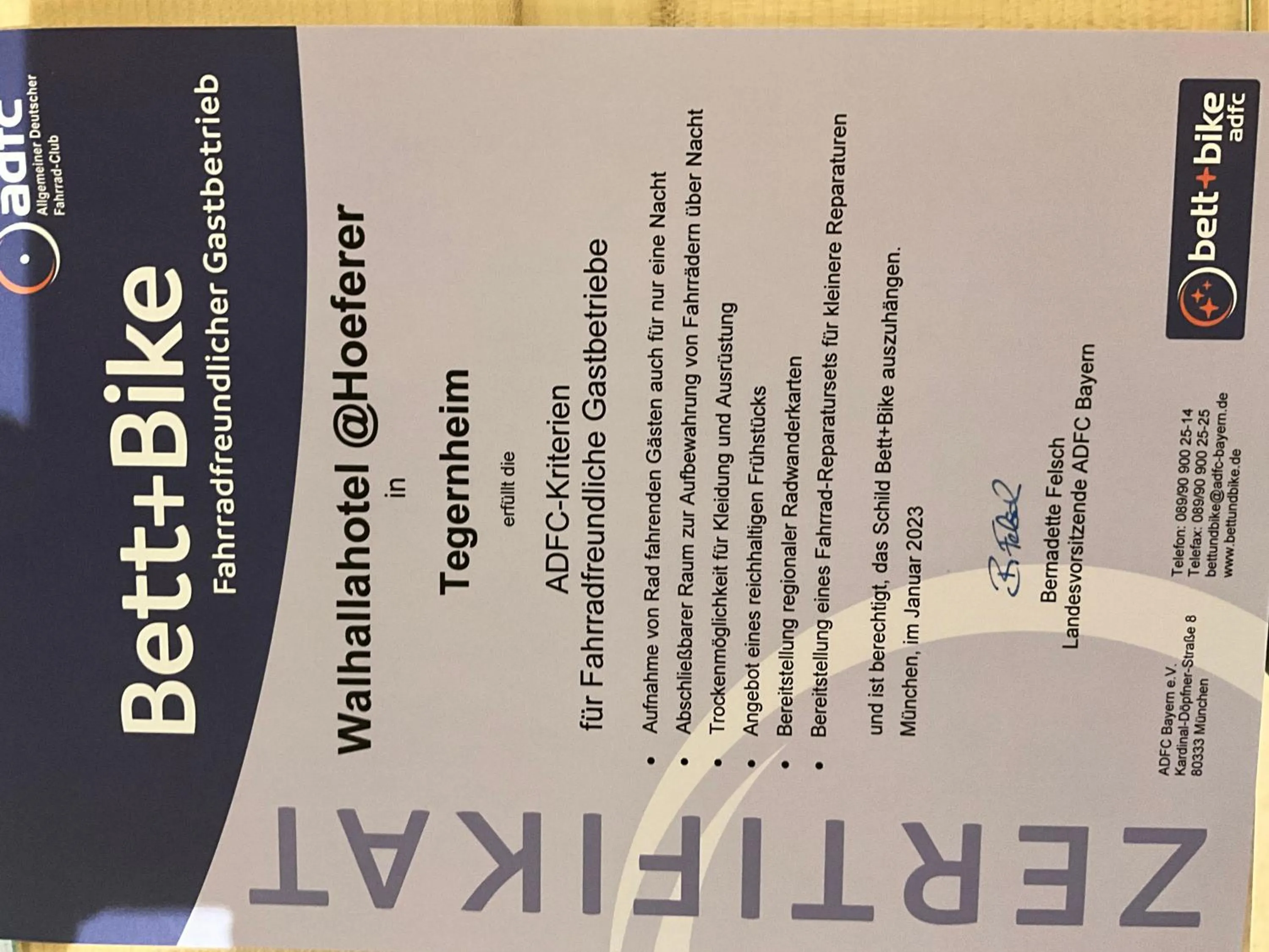 Cycling in Walhalla Hotel Regensburg Hoeferer 4 Sterne Superior