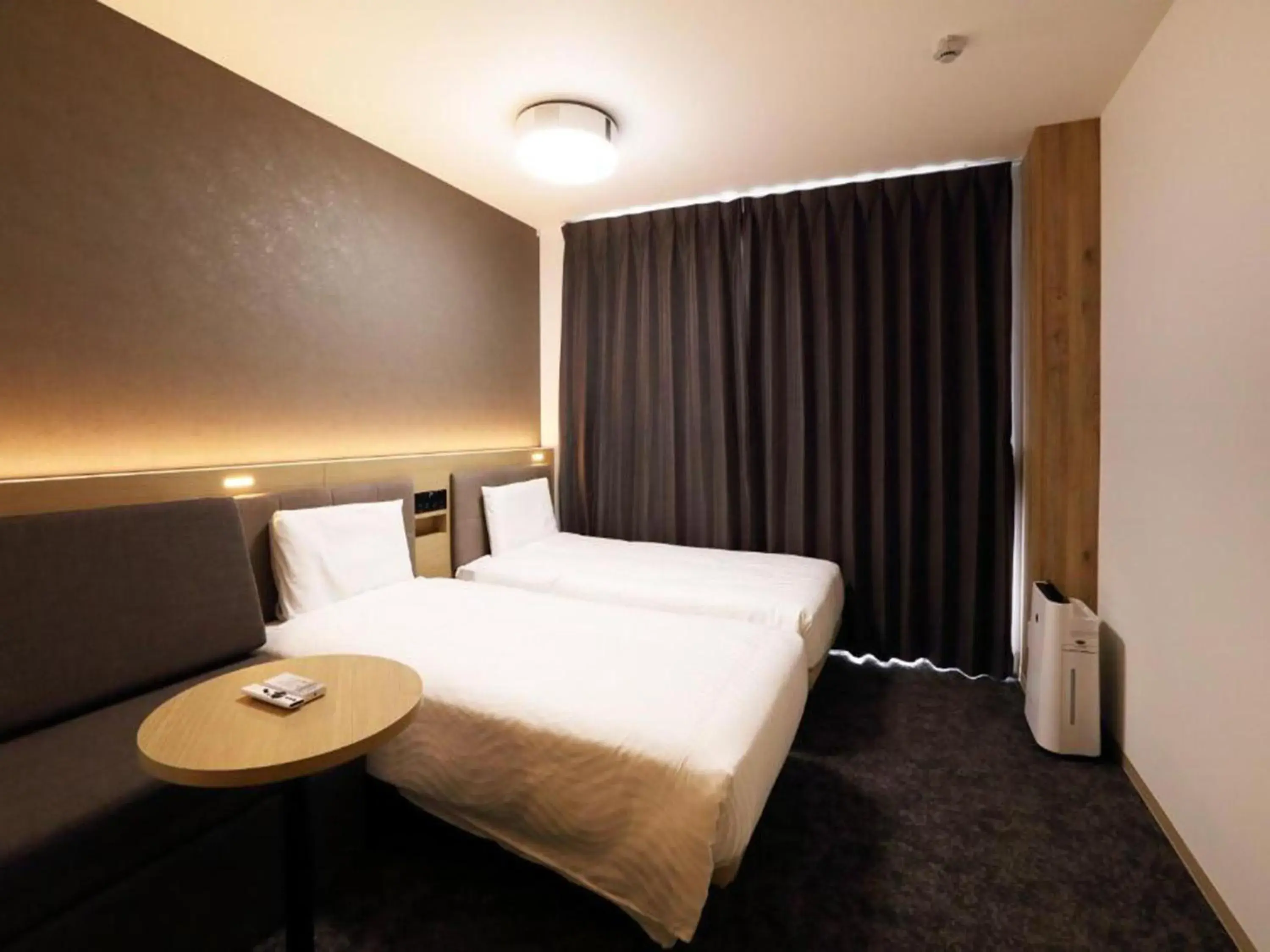 Twin Room with Extra Bed - single occupancy in Henn na Resort & Spa Kansai Airport - former Henn na Hotel Kansai Airport Twin Room with Extra Bed - single occupancy in Henn na Resort & Spa Kansai Airport - former Henn na Hotel Kansai Airport