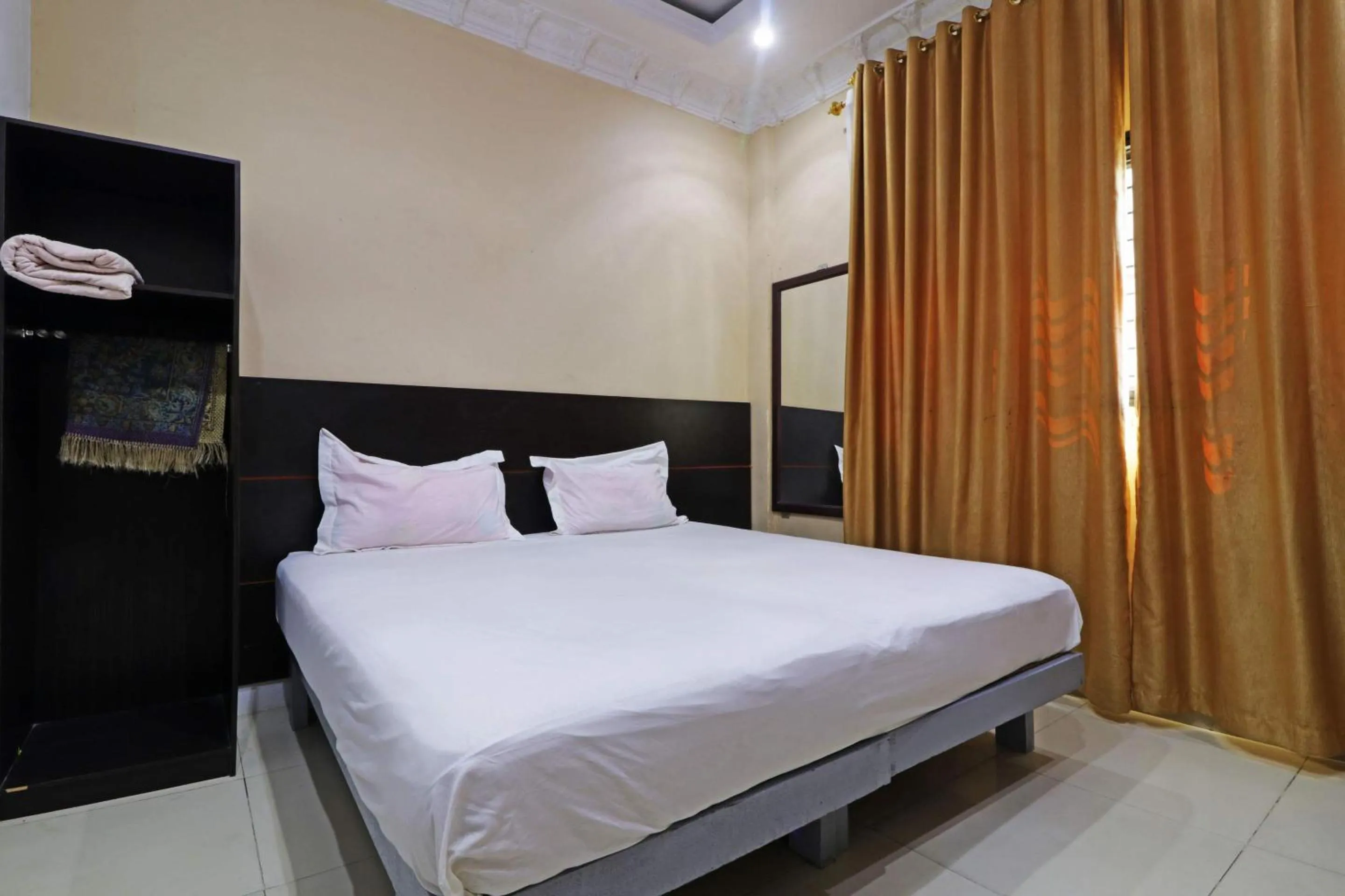 Bedroom, Bed in Utama Syariah