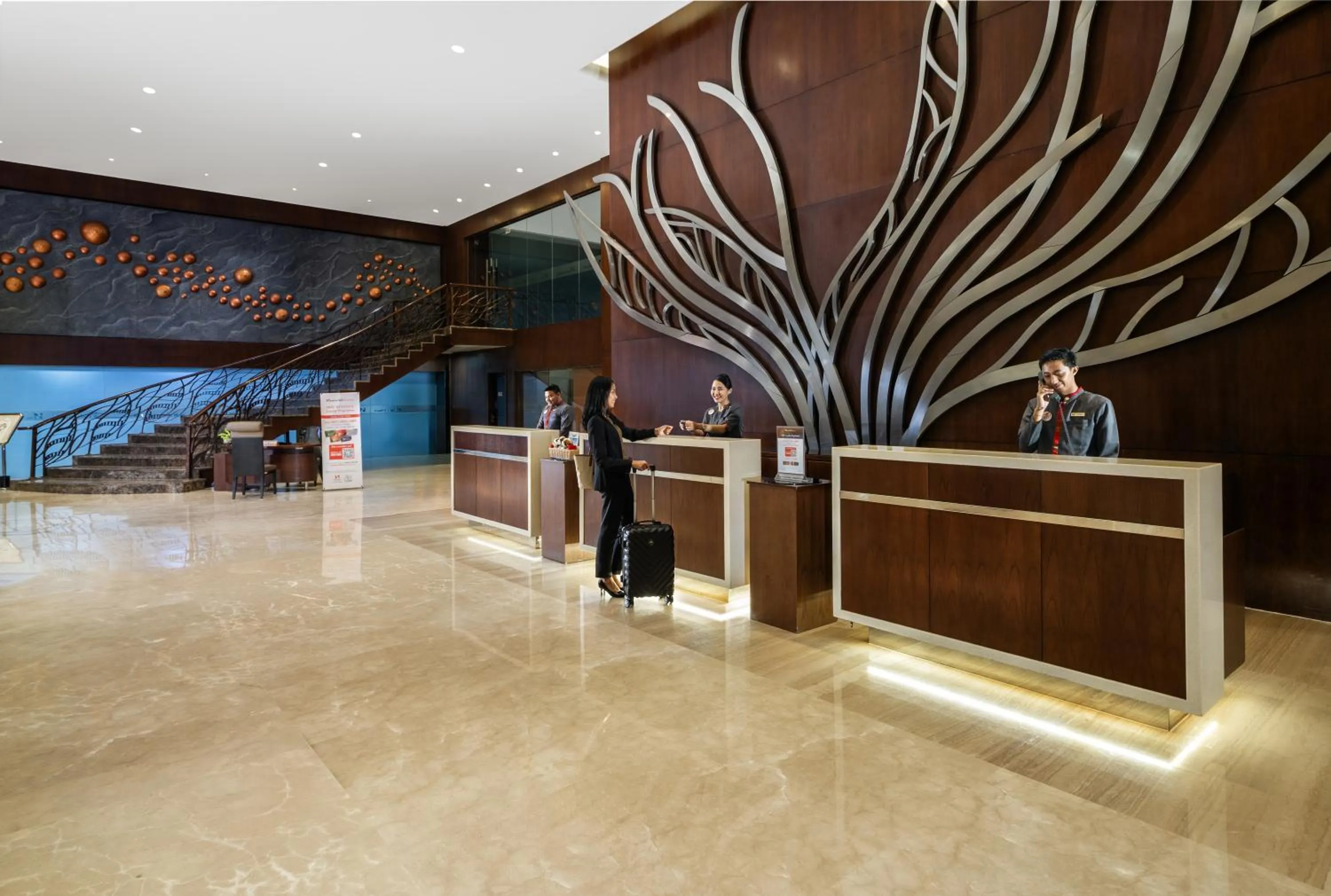 Lobby or reception in Swiss-Belhotel Harbour Bay