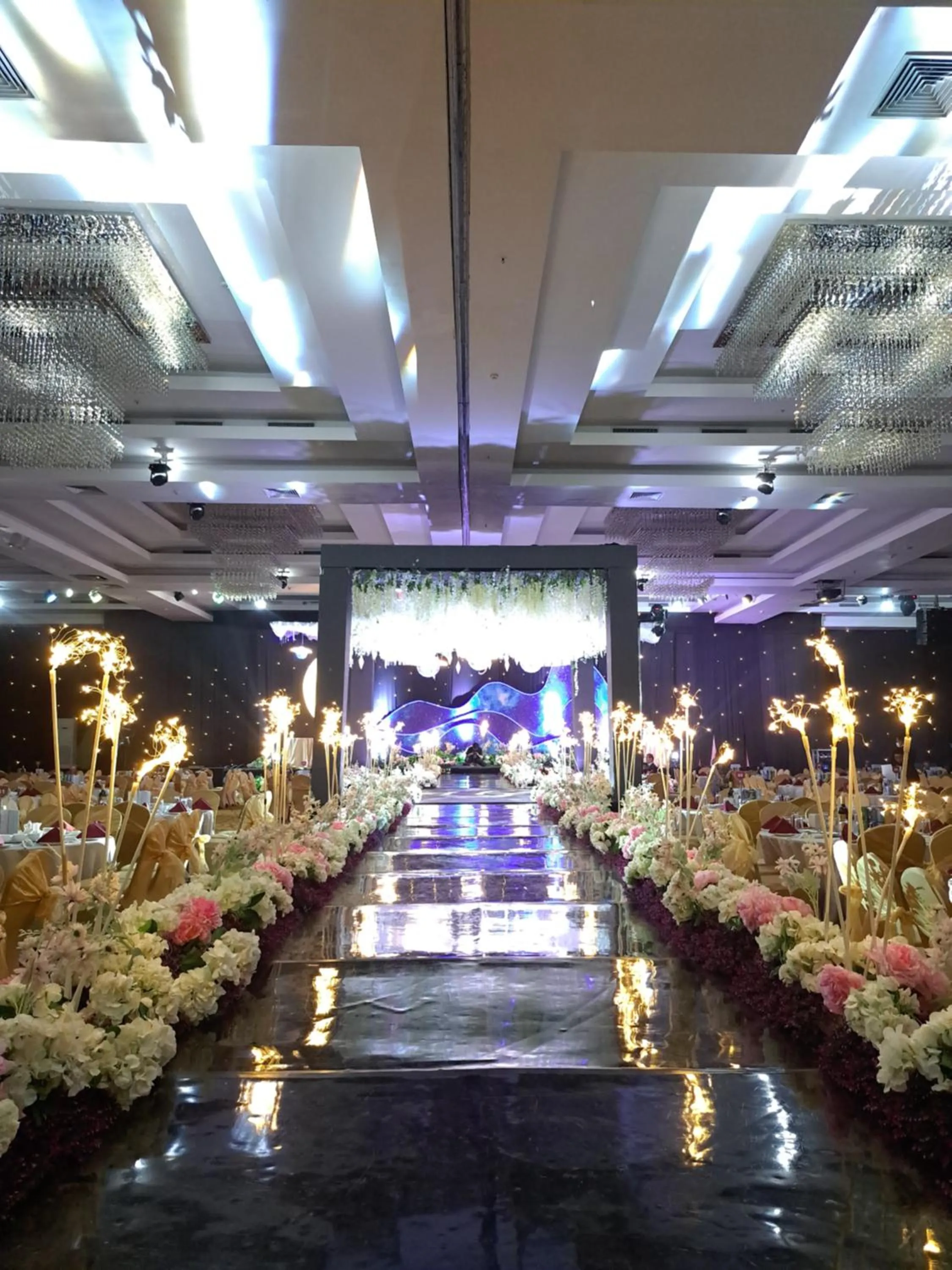 wedding in Swiss-Belhotel Harbour Bay