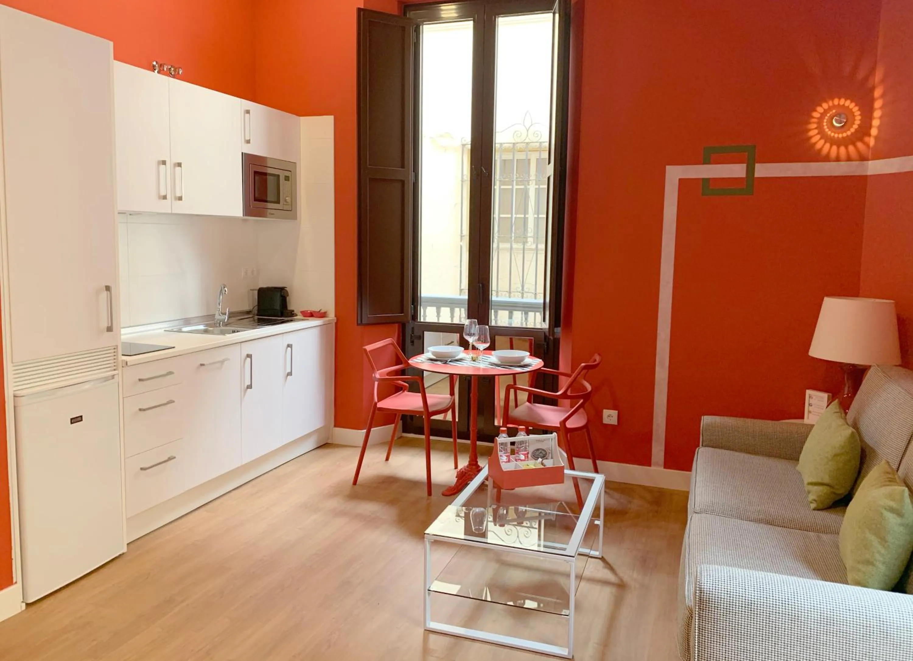 Kitchen or kitchenette in Ritual Sevilla Suites Centro