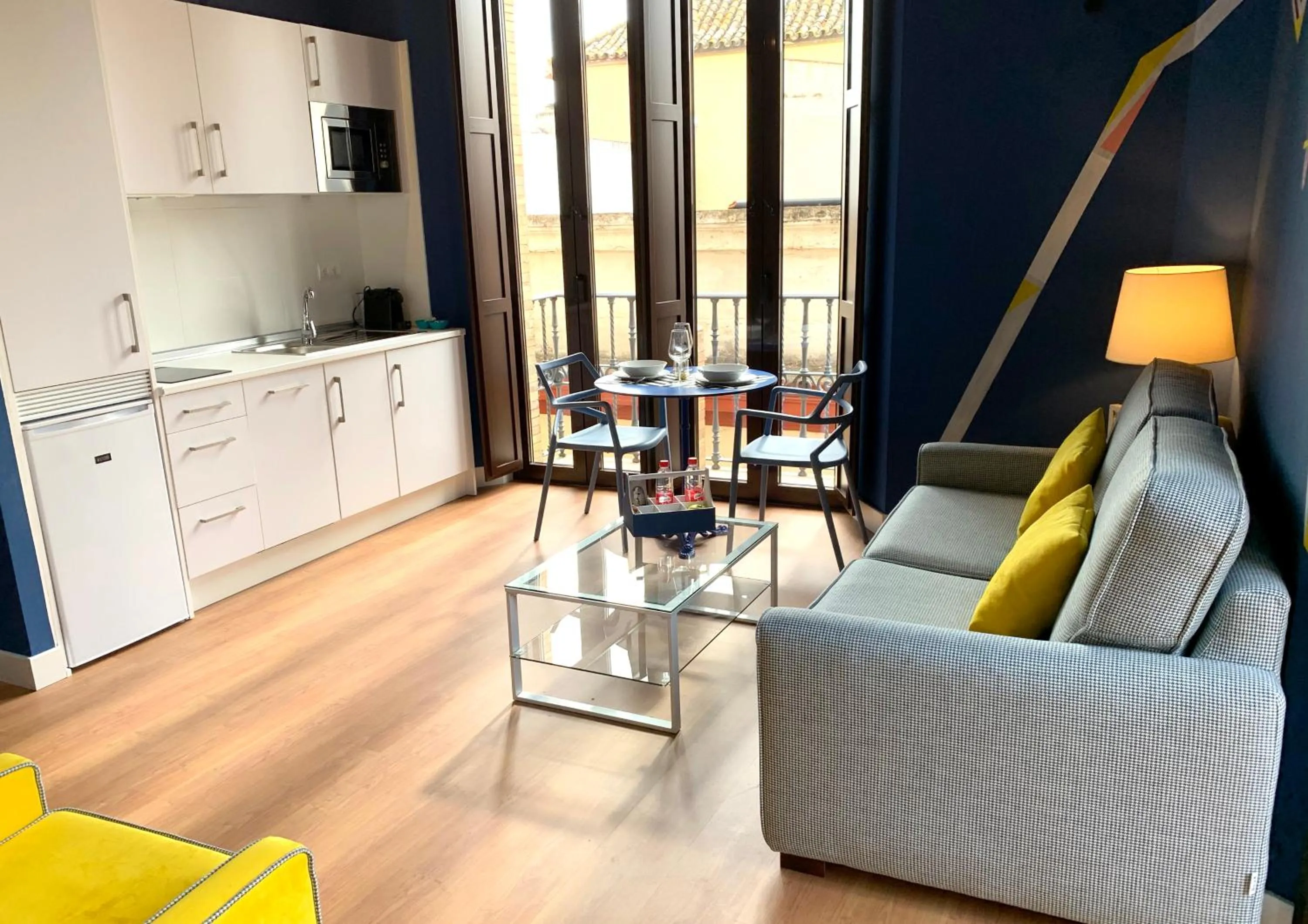 Kitchen or kitchenette in Ritual Sevilla Suites Centro