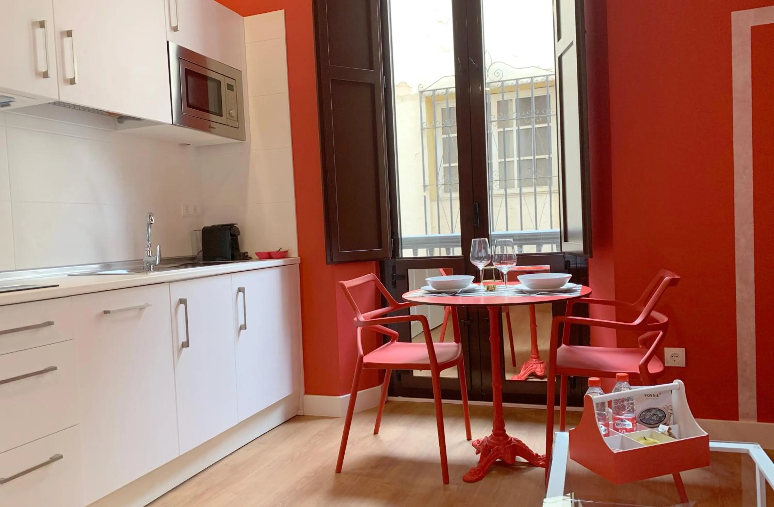 Kitchen or kitchenette in Ritual Sevilla Suites Centro