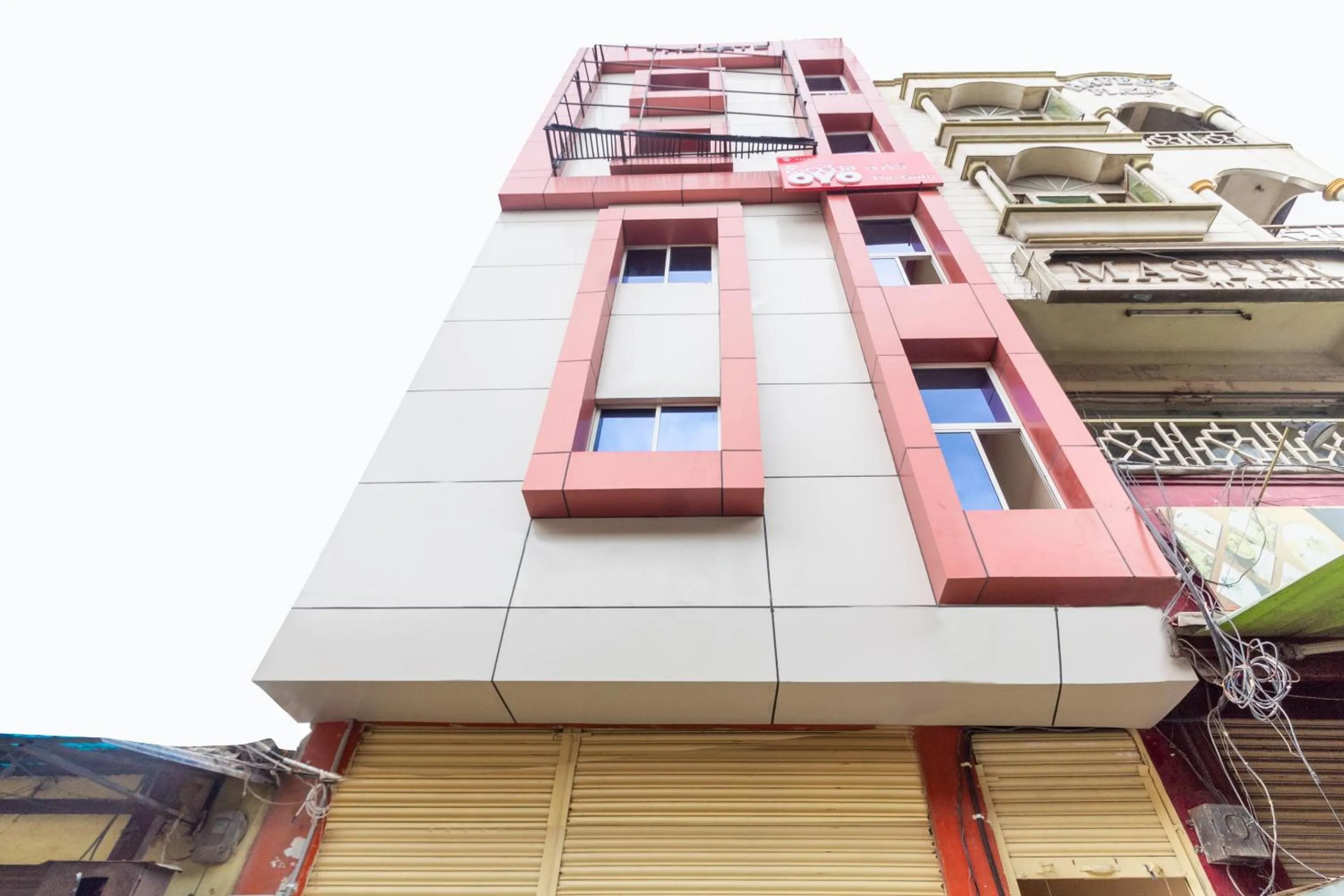 Facade/entrance in Hotel O The Gate