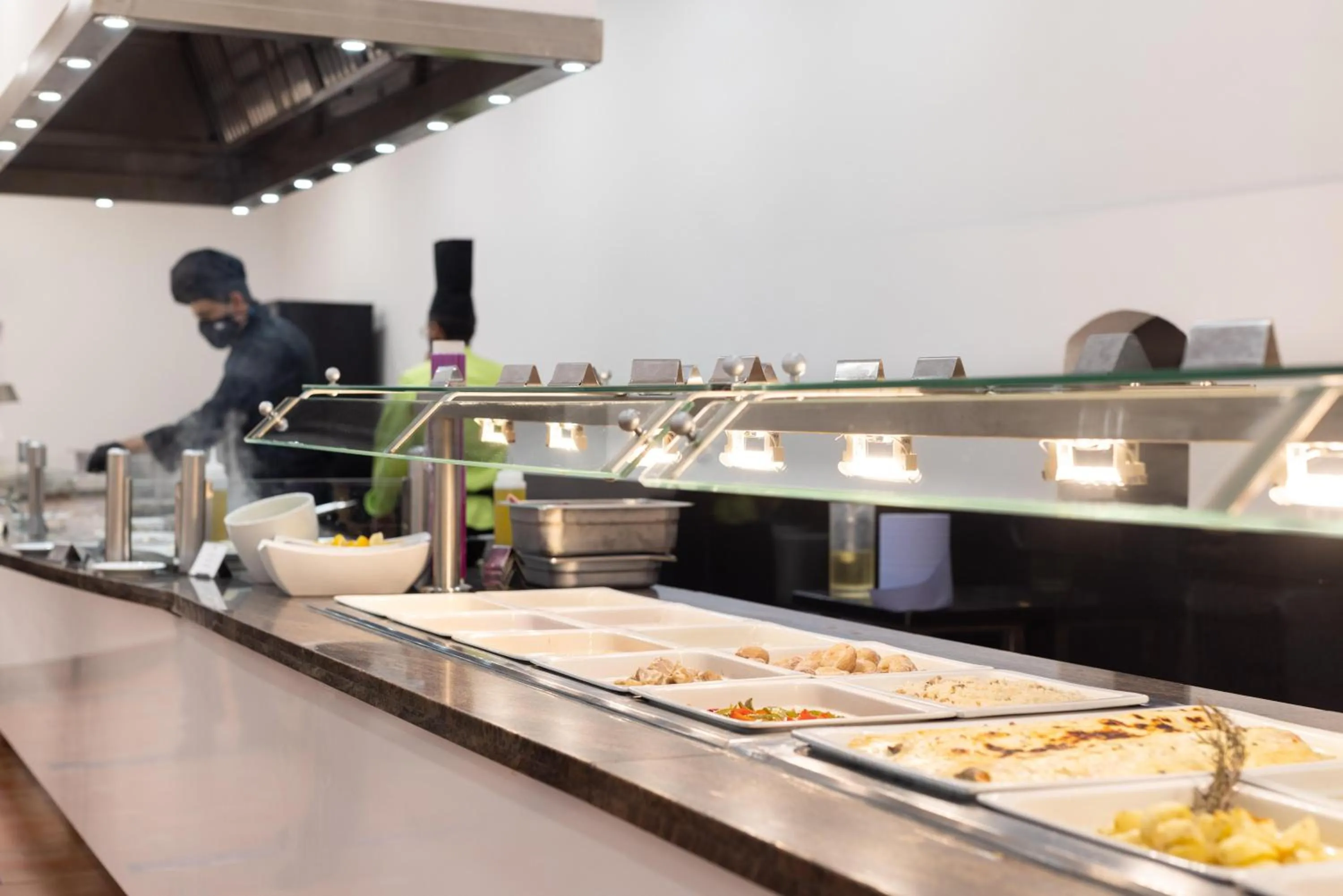 Restaurant/places to eat in Hotel El Duque